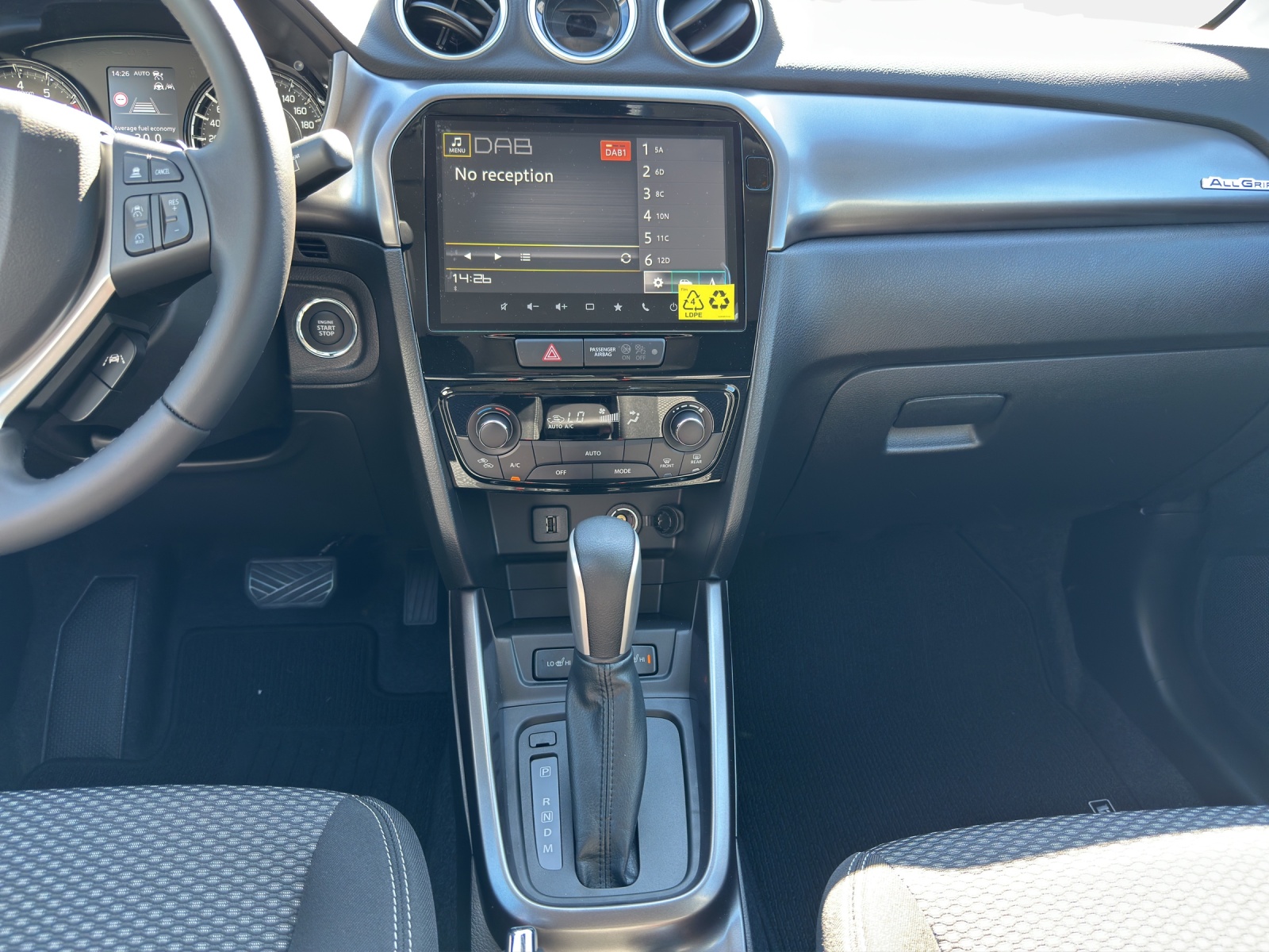 SUZUKI Vitara 1.4T/110 Piz Sulai 4x4-image-13