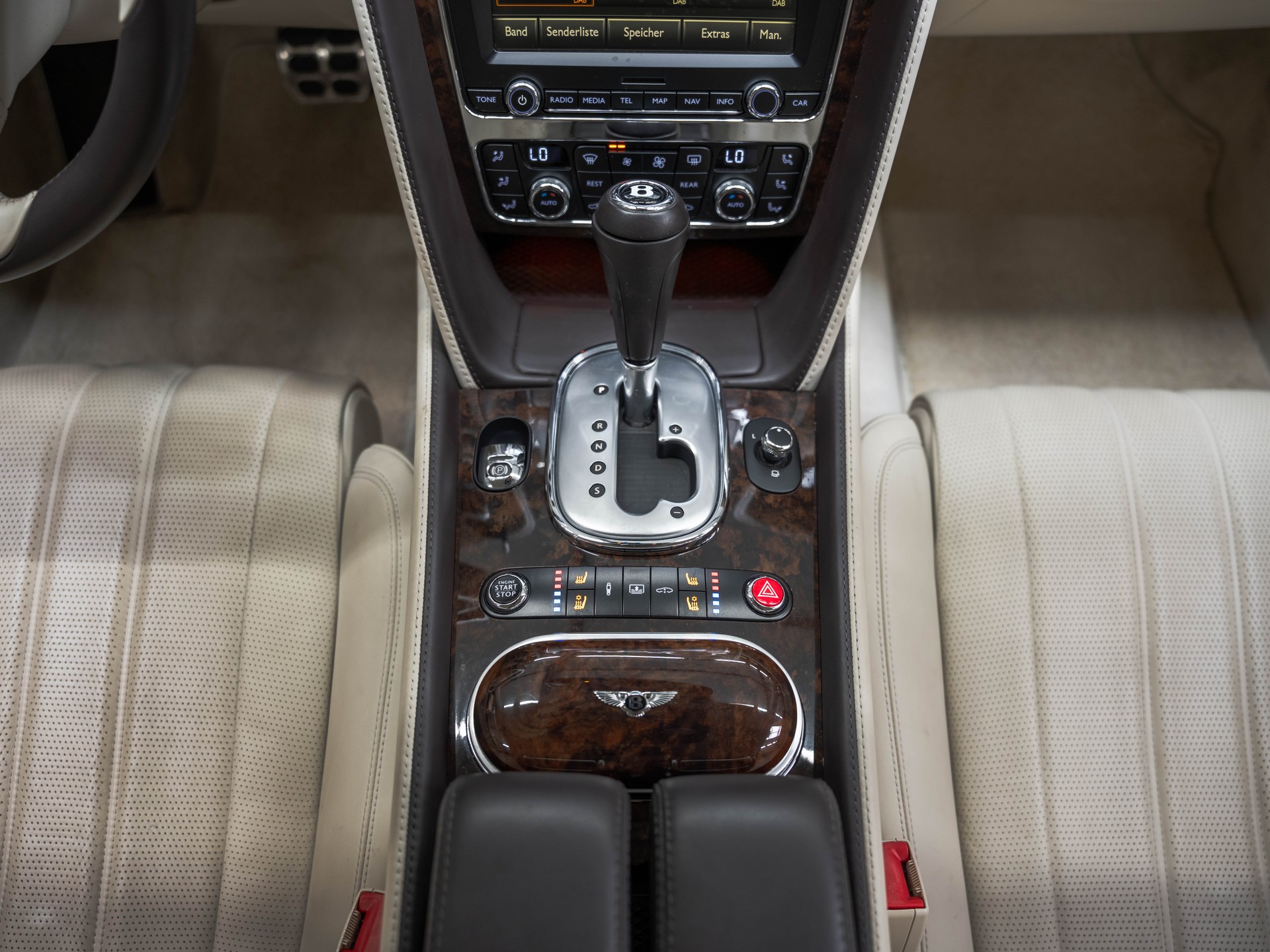BENTLEY Flying Spur 6.0-image-23
