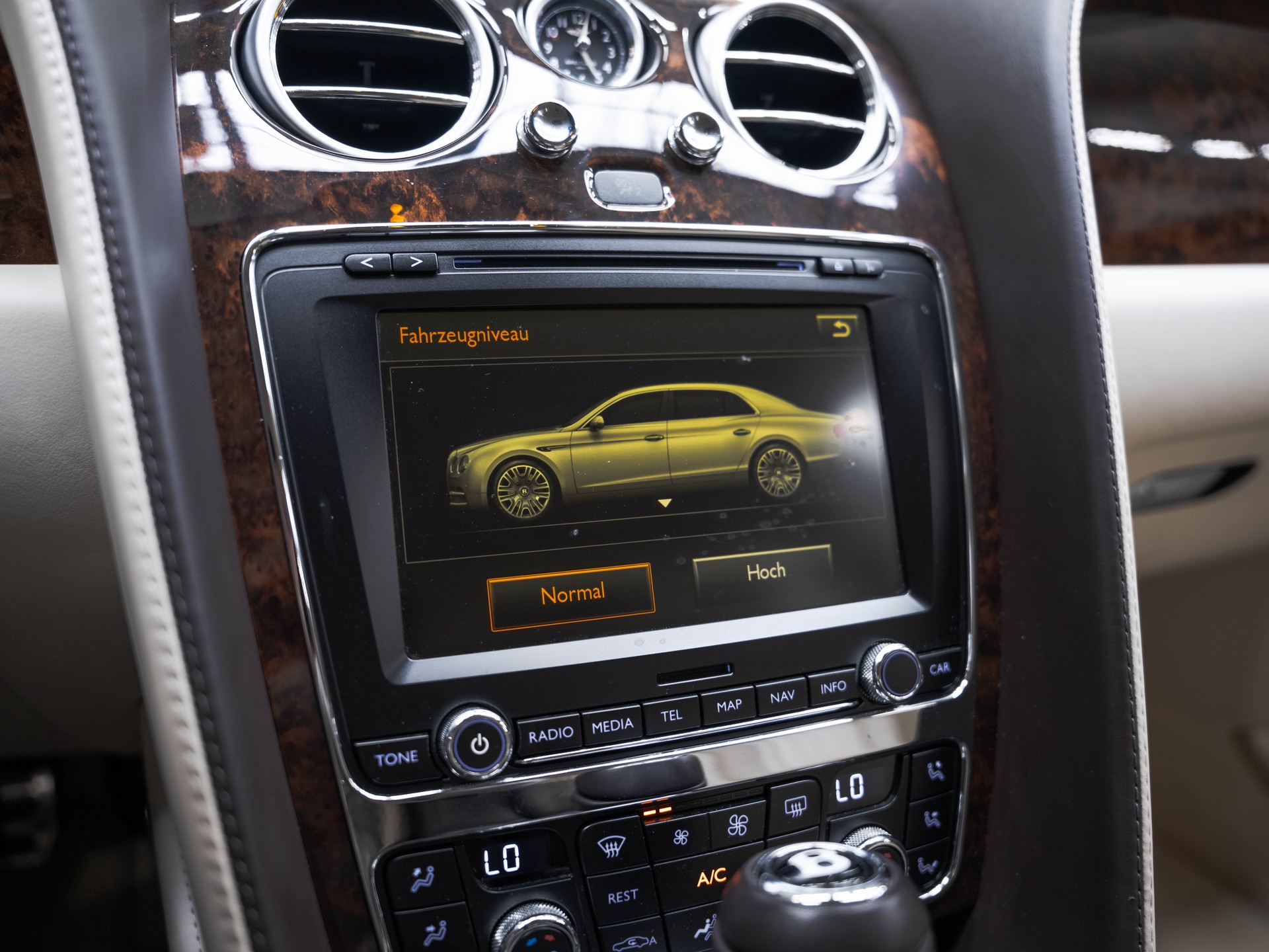 BENTLEY Flying Spur 6.0-image-26