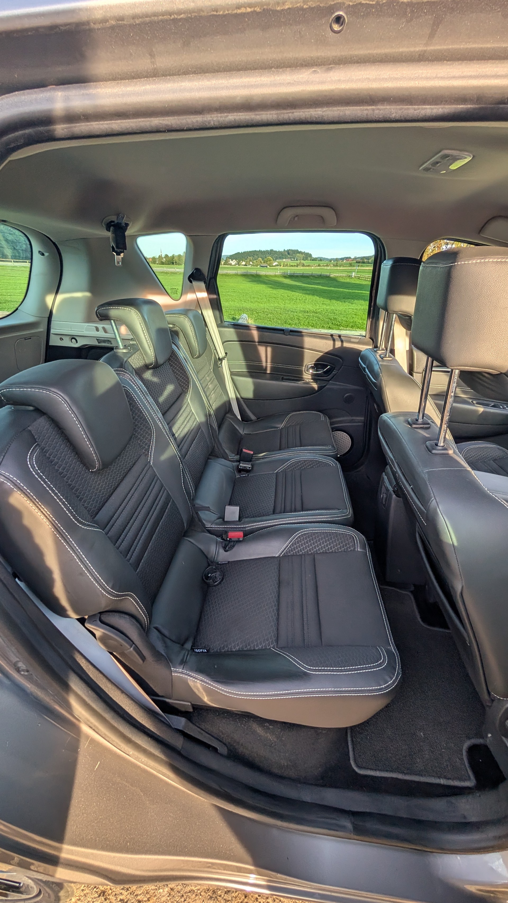 RENAULT Grand Scénic 1.6 dCi Bose-image-7