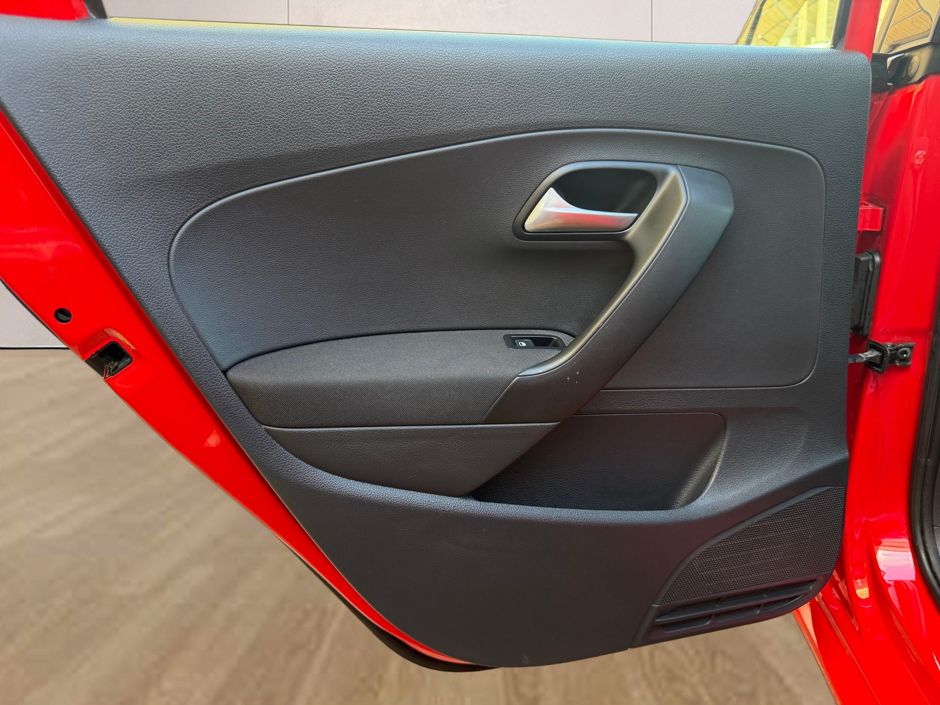 VW Polo 1.0 BMT Trendline-image-15