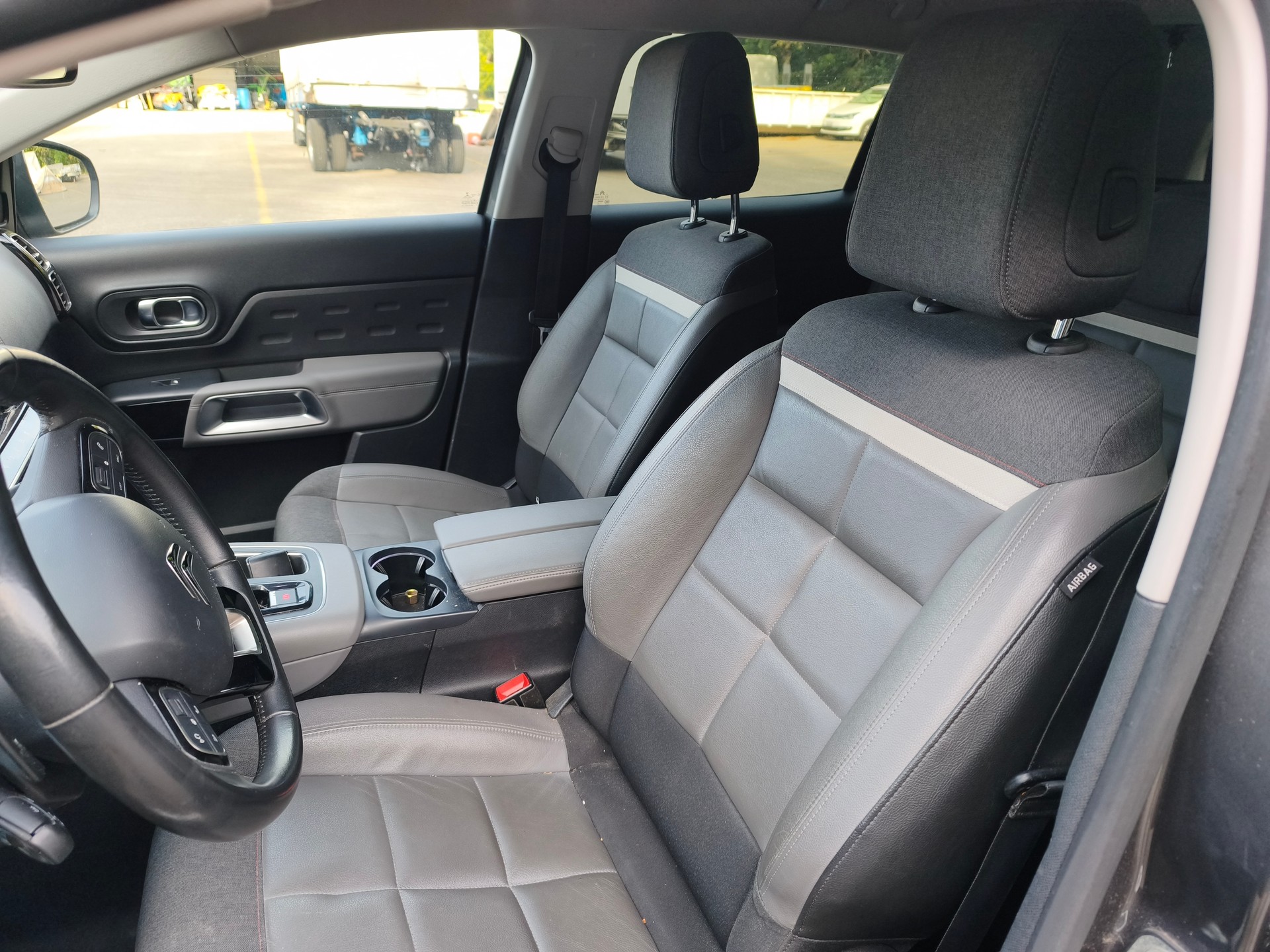 CITROEN 2.0 BlueHDi Shine-image-3