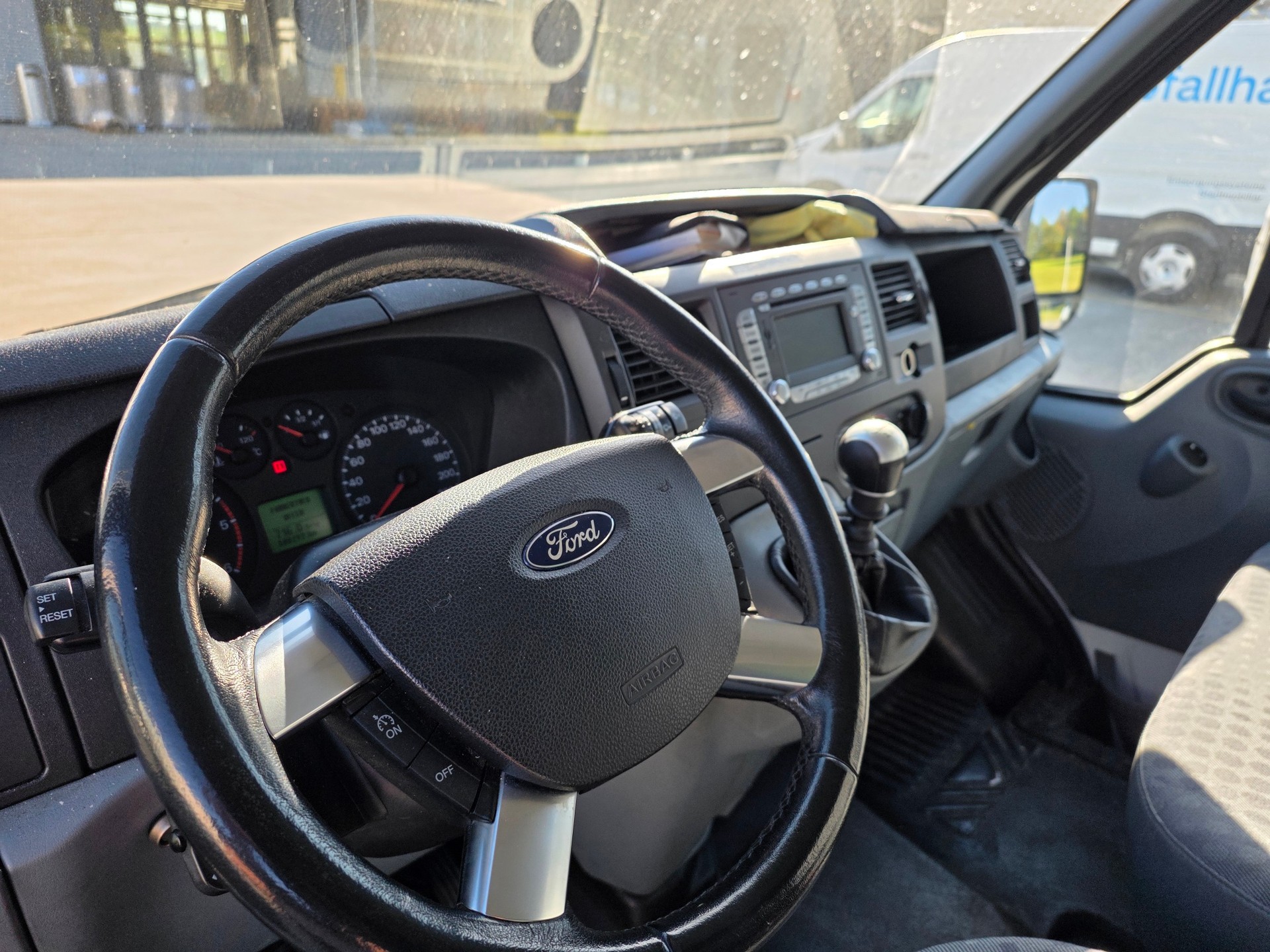 FORD 2.2 TDCi 155 Trend-image-4