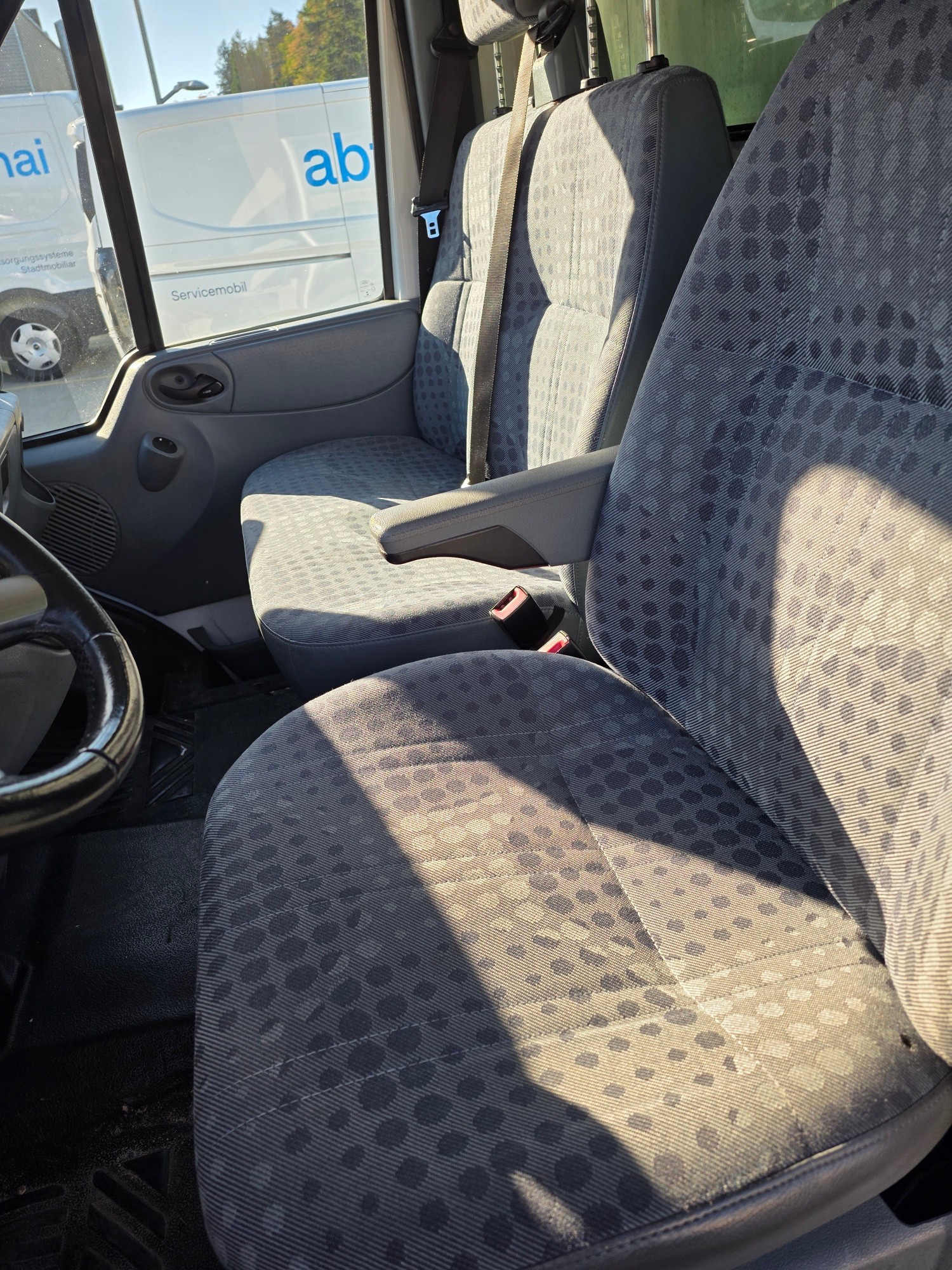 FORD 2.2 TDCi 155 Trend-image-3