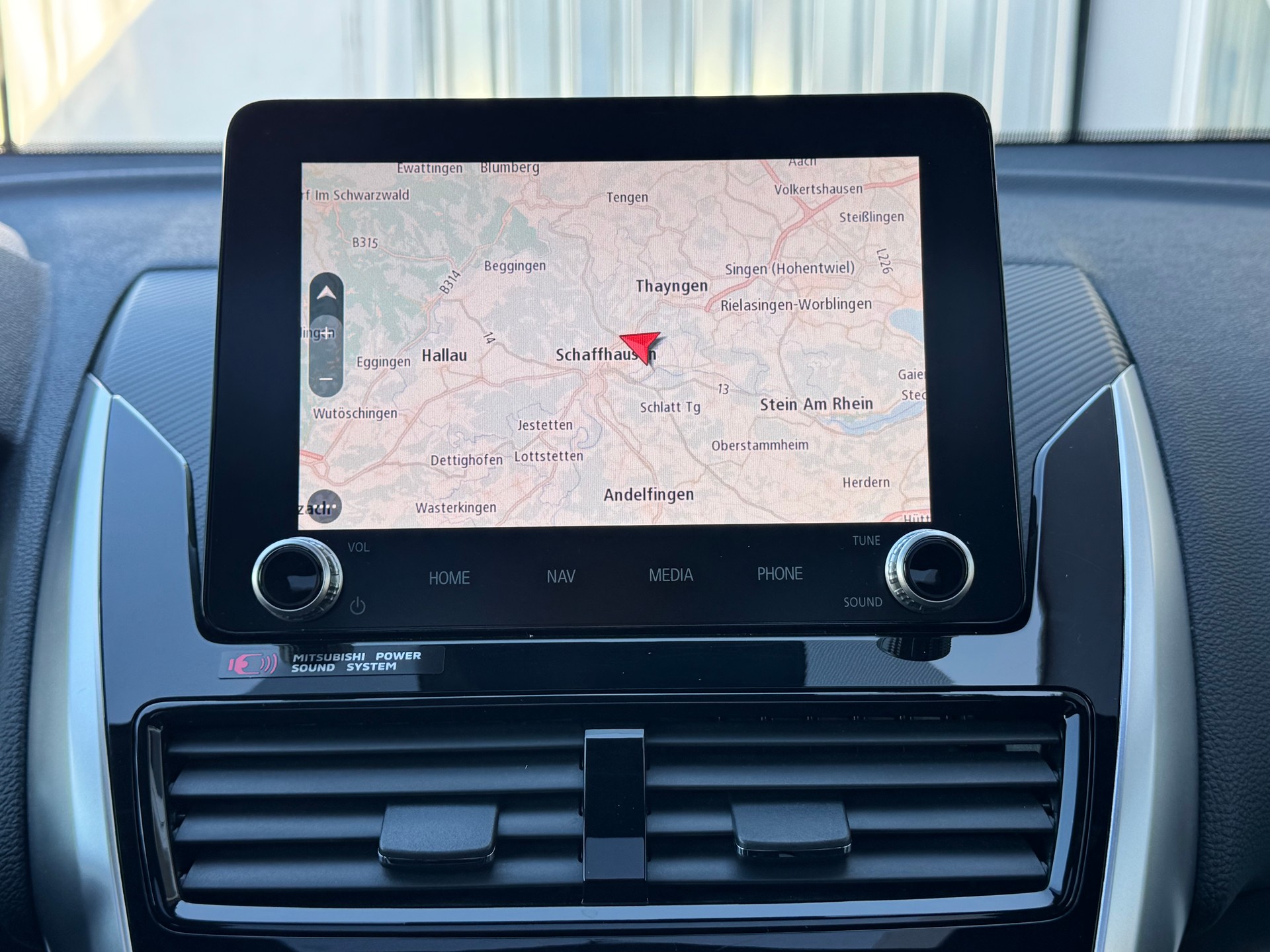 MITSUBISHI Eclipse Cross 2.4 PHEV Instyle+4x4+LED Scheinwerfer+Panorama-Schiebedach+Keyless+ACC+Leder+Navigation+Rückfahrkamera+AHK+-image-23