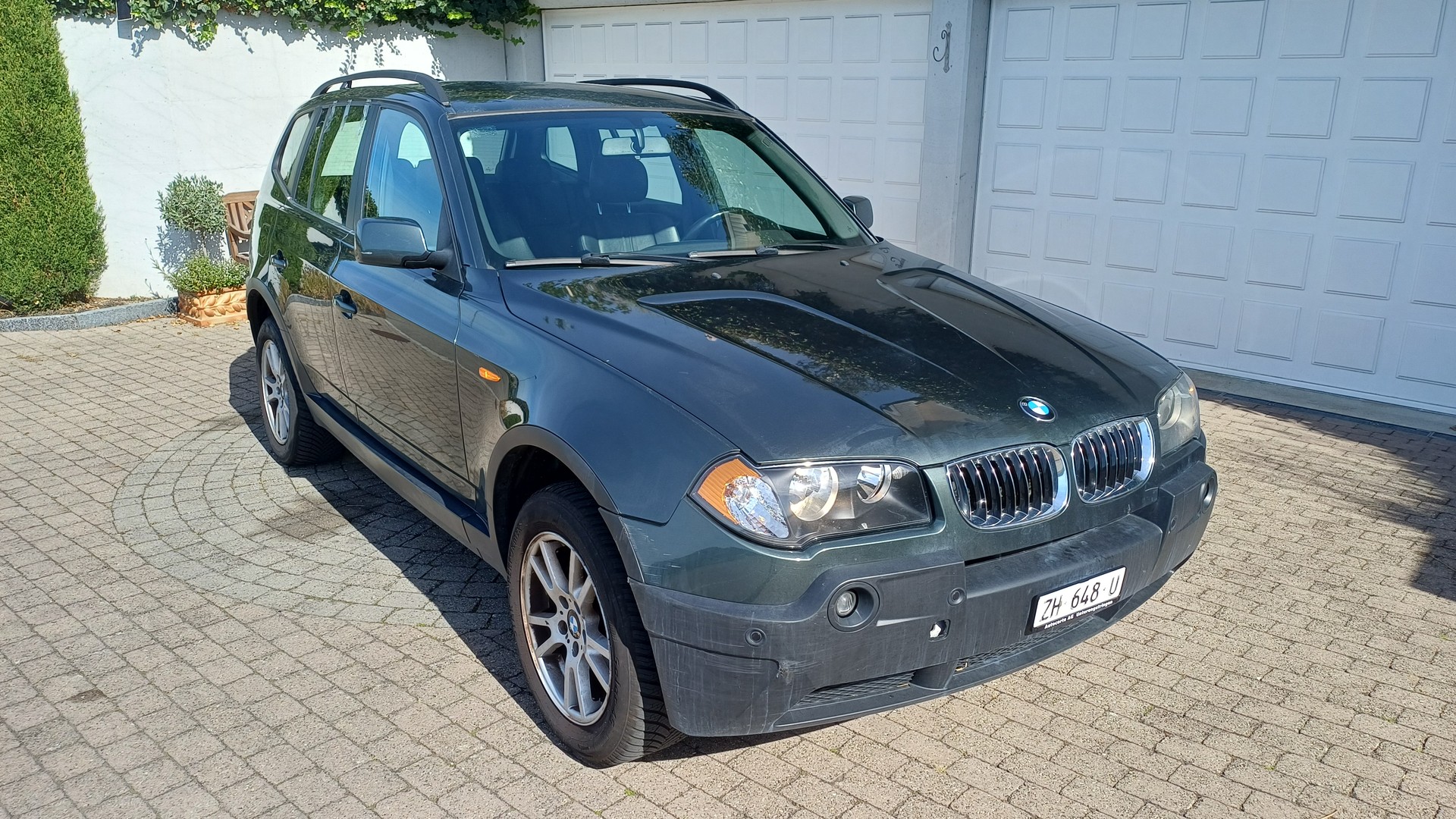 BMW X3 3.0i-image-1