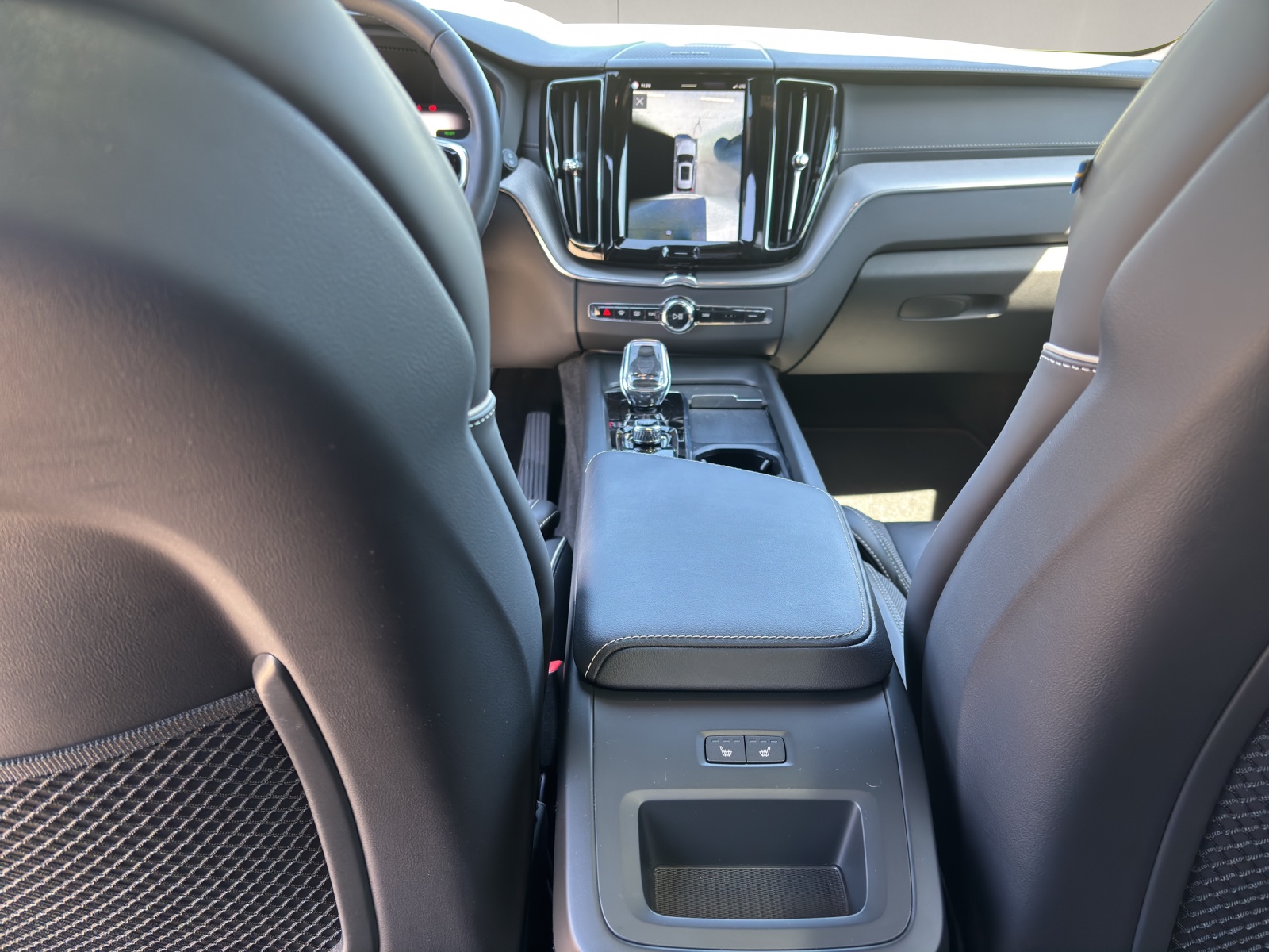 VOLVO XC60 2.0 T8 TE Polestar eAWD-image-12
