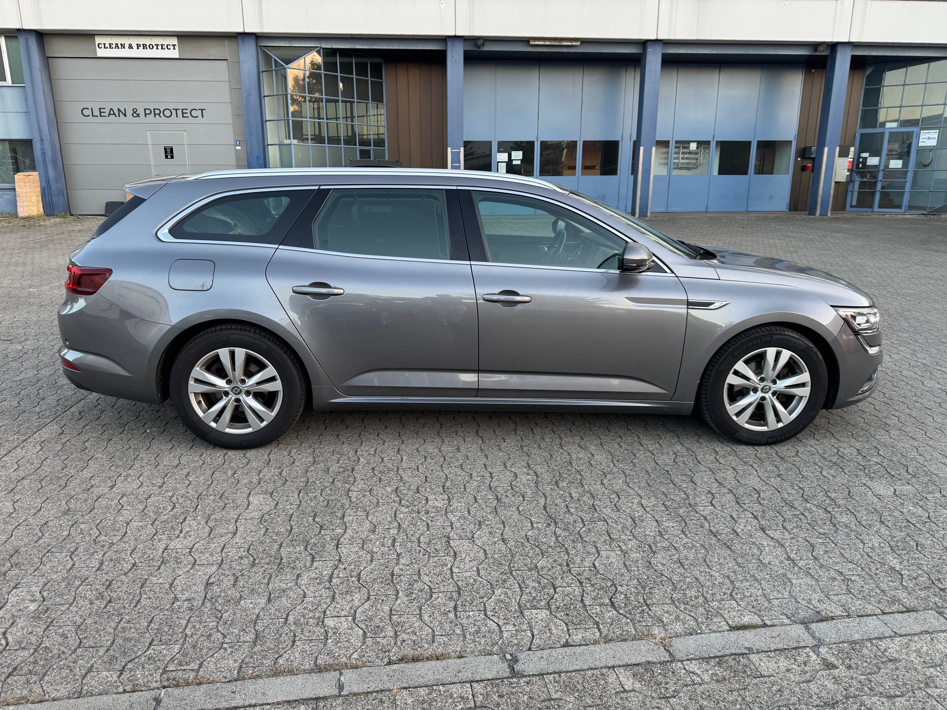 RENAULT Talisman Grandtour 1.6 dCi Intens EDC-image-5