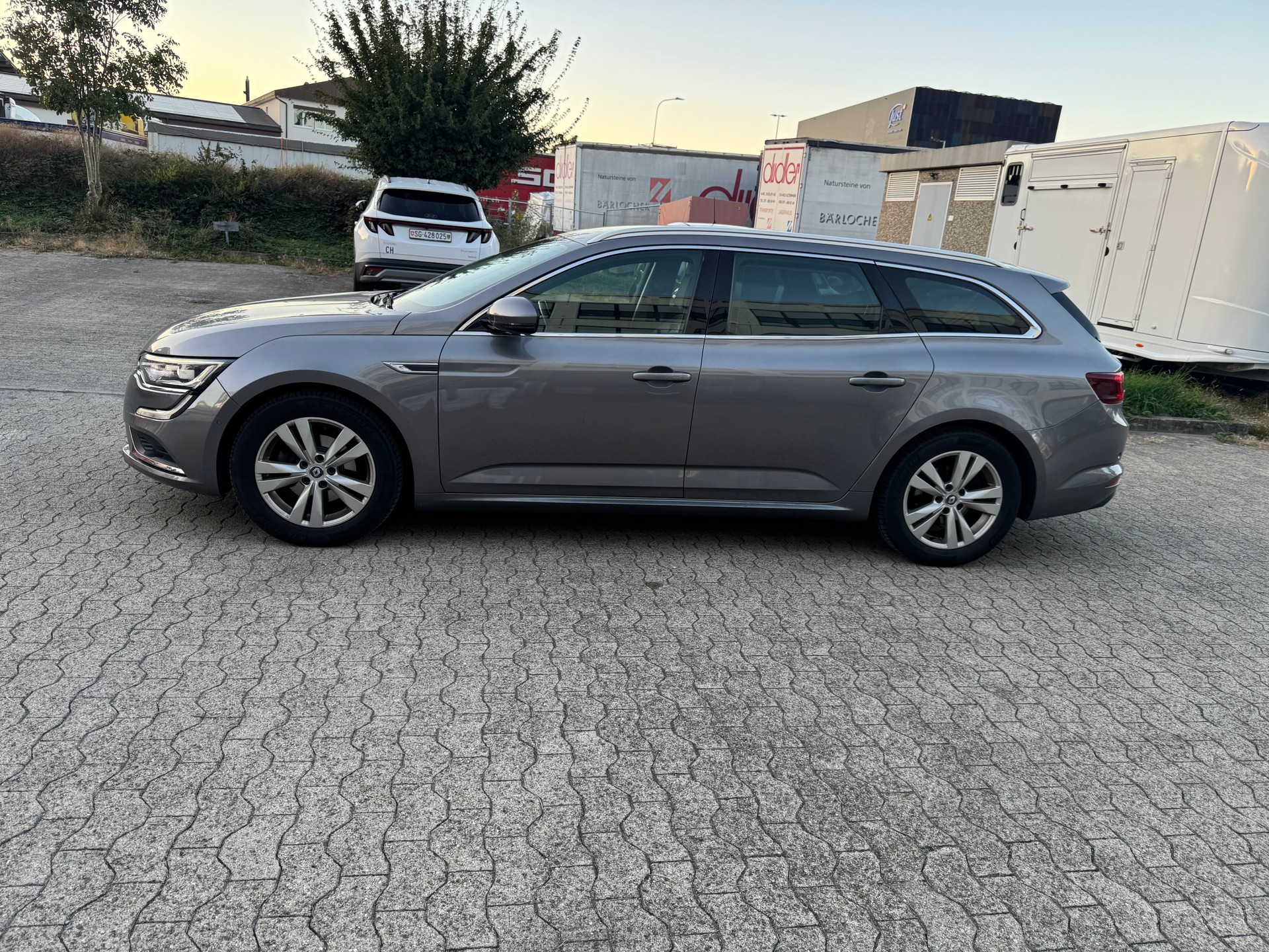RENAULT Talisman Grandtour 1.6 dCi Intens EDC-image-4