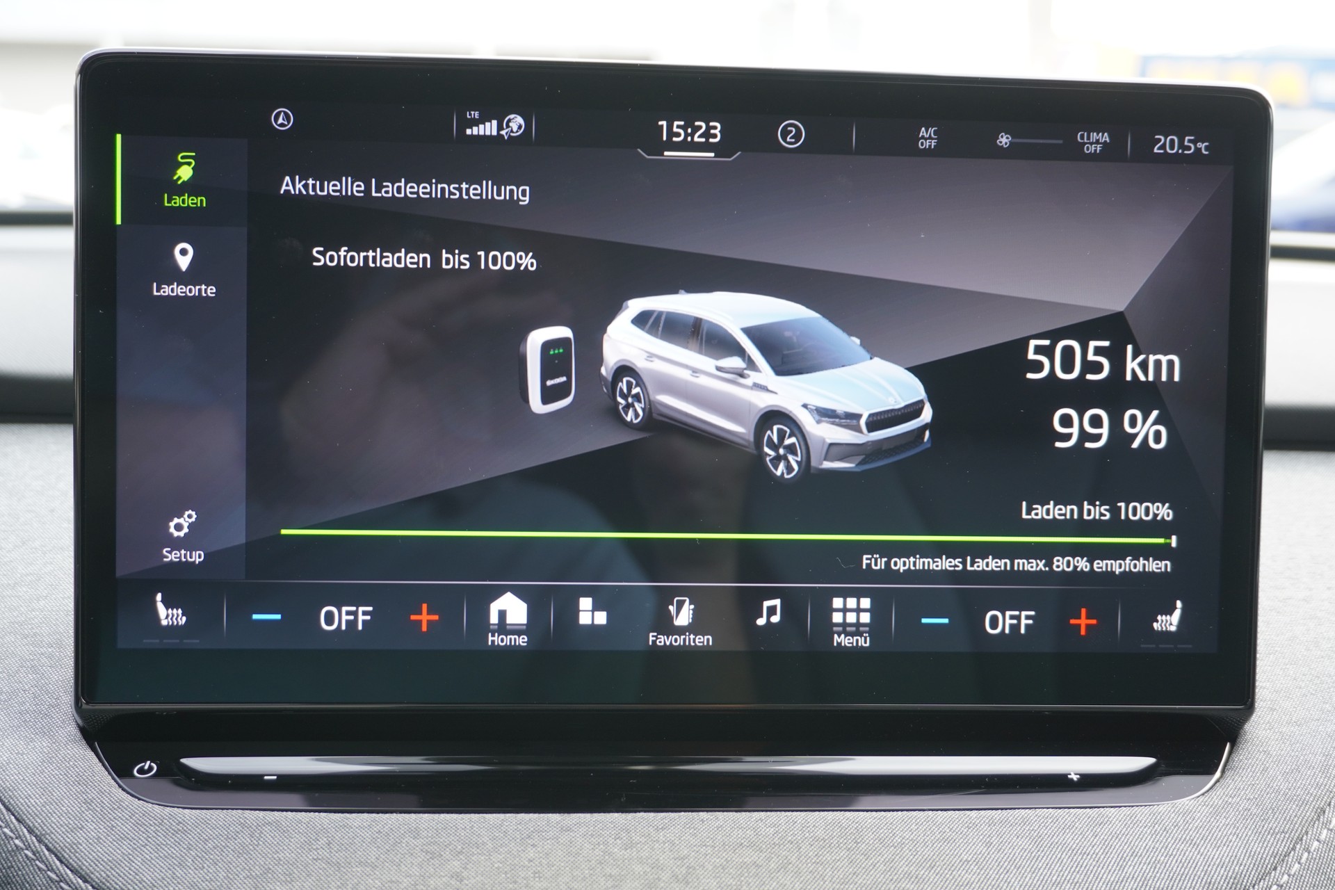 SKODA Enyaq iV 80-image-30