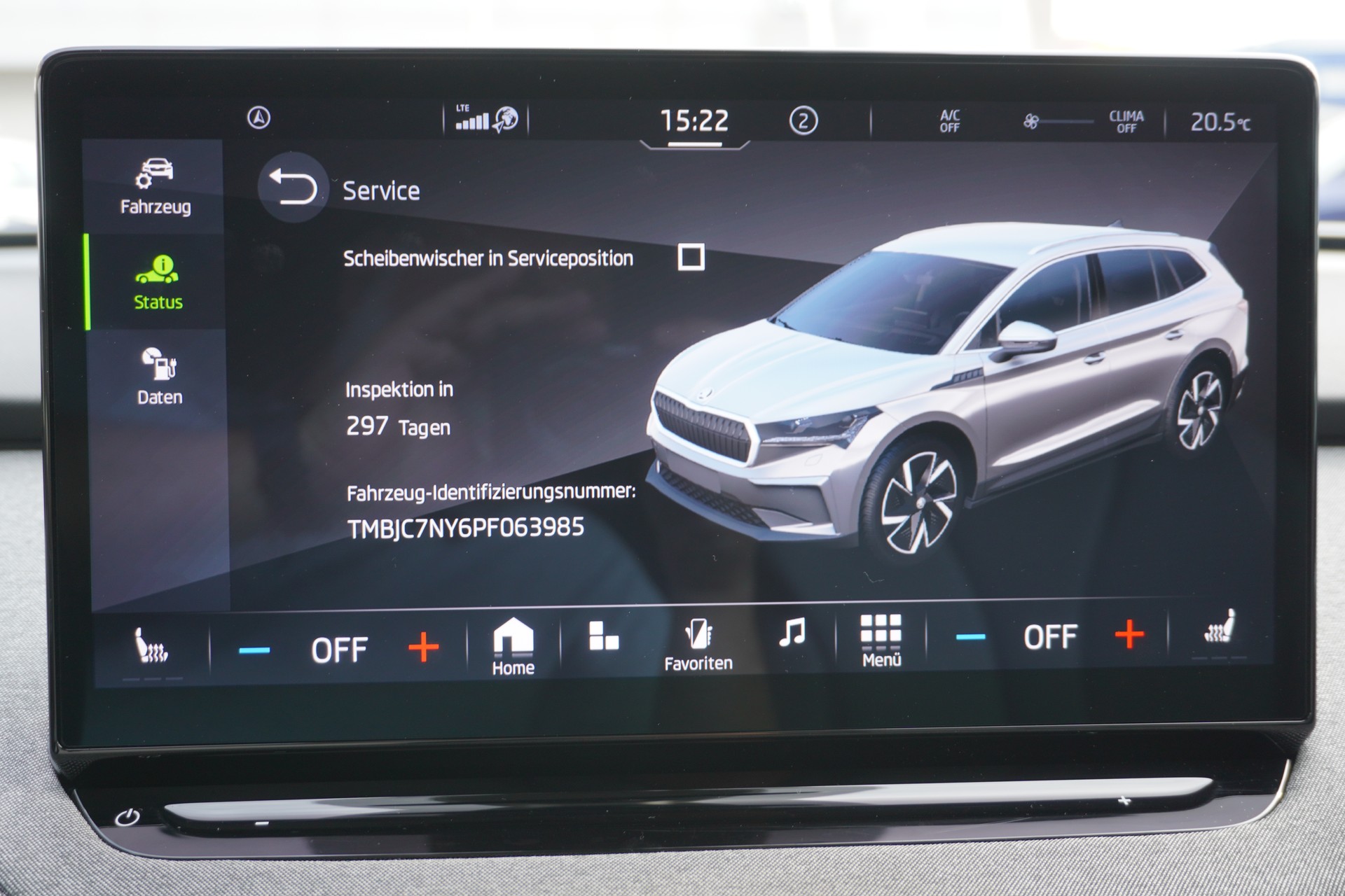SKODA Enyaq iV 80-image-28