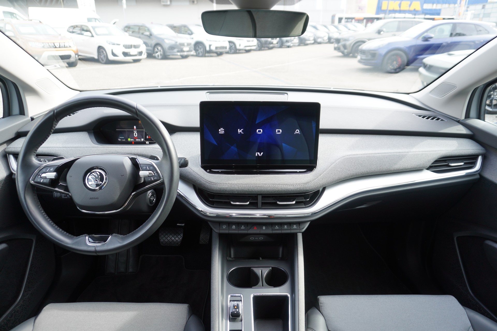 SKODA Enyaq iV 80-image-16