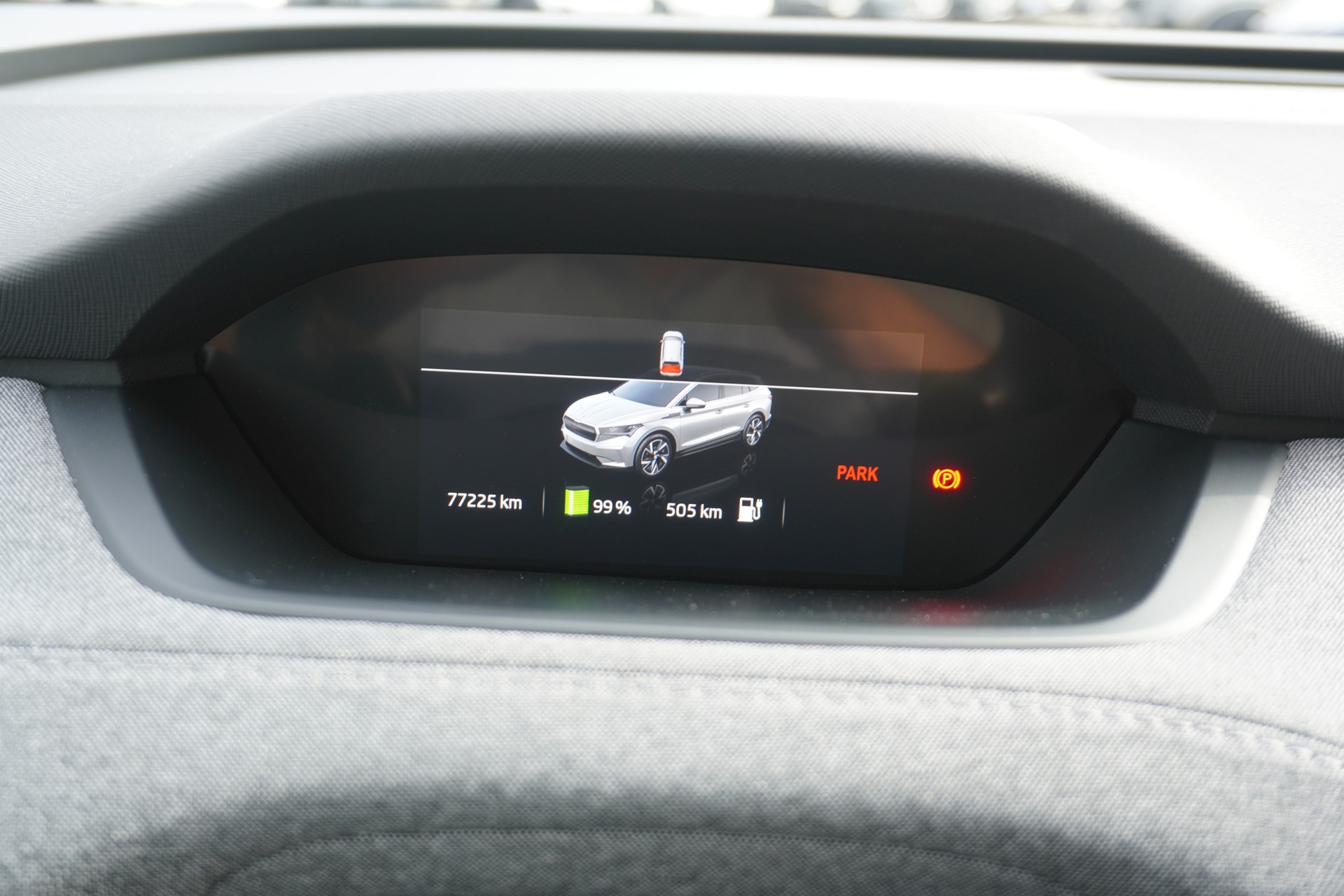 SKODA Enyaq iV 80-image-23