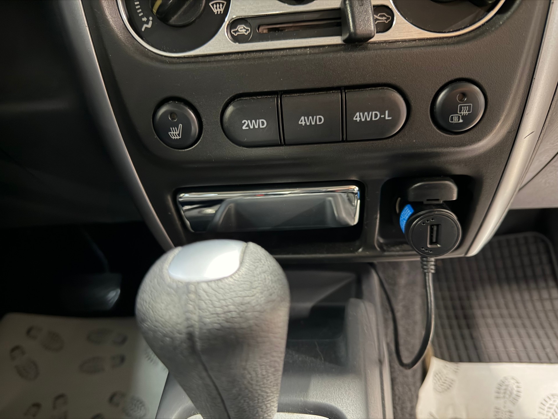 SUZUKI Jimny 1.3 16V GL Top-image-13