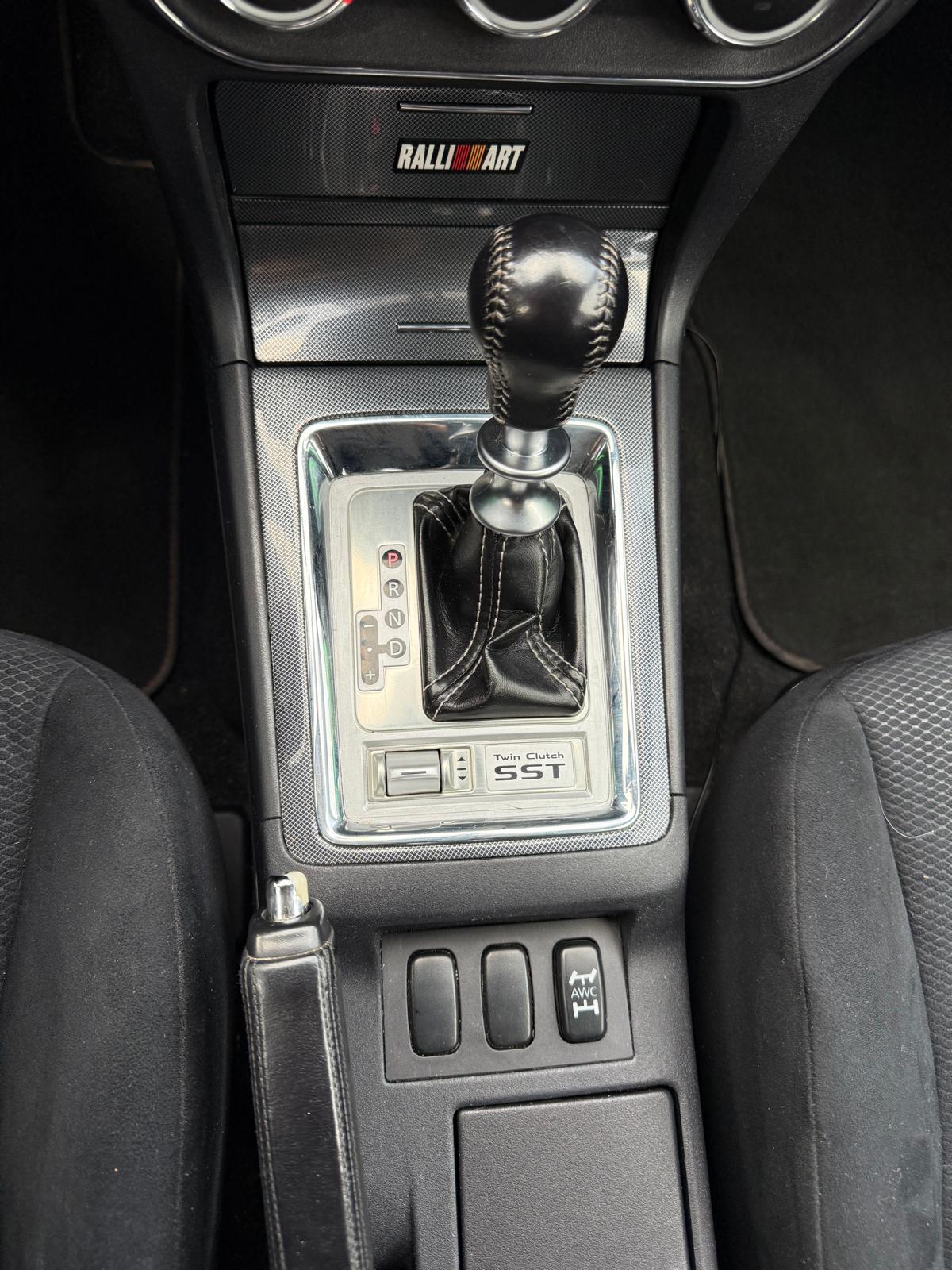 MITSUBISHI Lancer 2.0 Ralliart S 4WD TC-SST-image-10