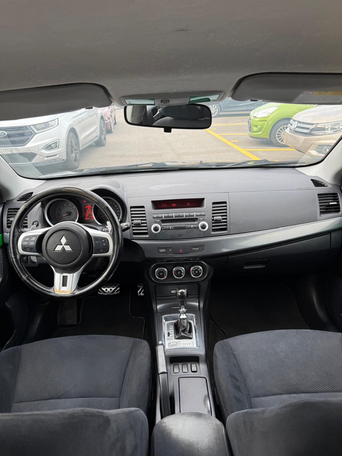 MITSUBISHI Lancer 2.0 Ralliart S 4WD TC-SST-image-12