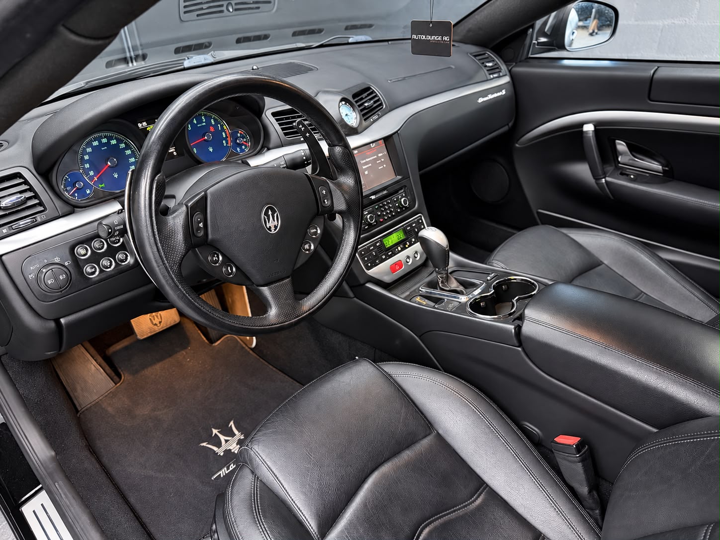 MASERATI GranTurismo S Automatica-image-16