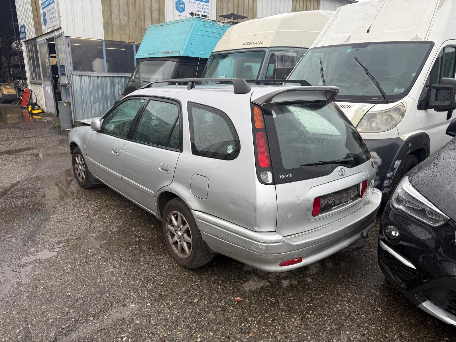 TOYOTA Corolla Sportswagon 1.6 Linea Sol plus-image-2