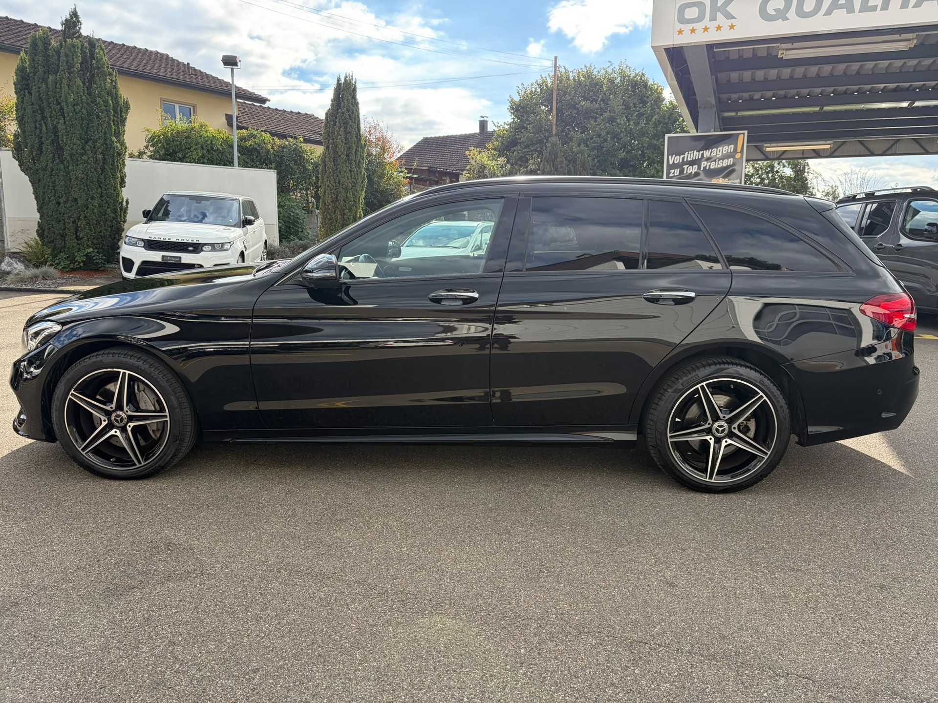 MERCEDES-BENZ C 250 d Swiss Star AMG Line 4Matic 9G-Tronic-image-3