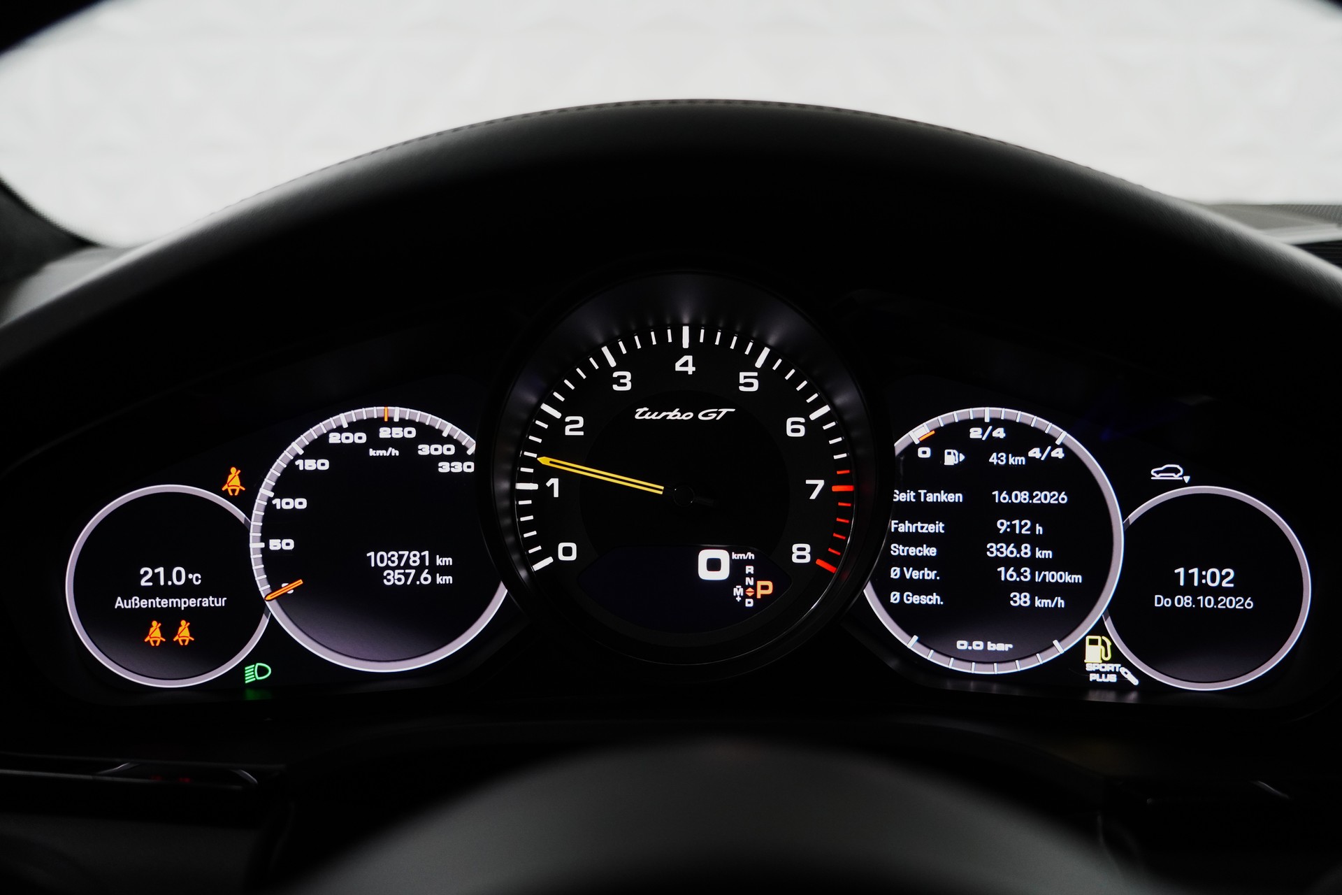 PORSCHE Cayenne Turbo GT-image-14