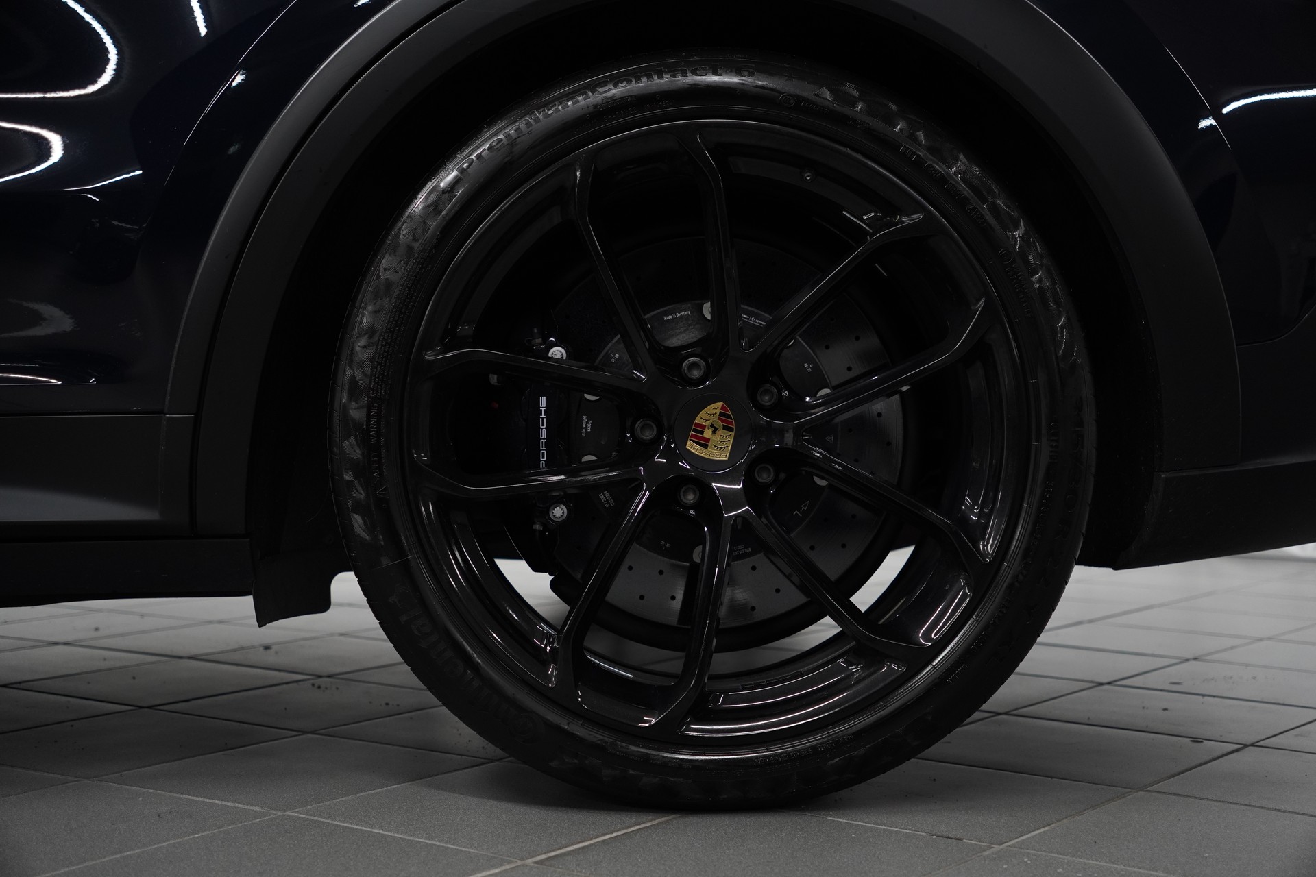PORSCHE Cayenne Turbo GT-image-9