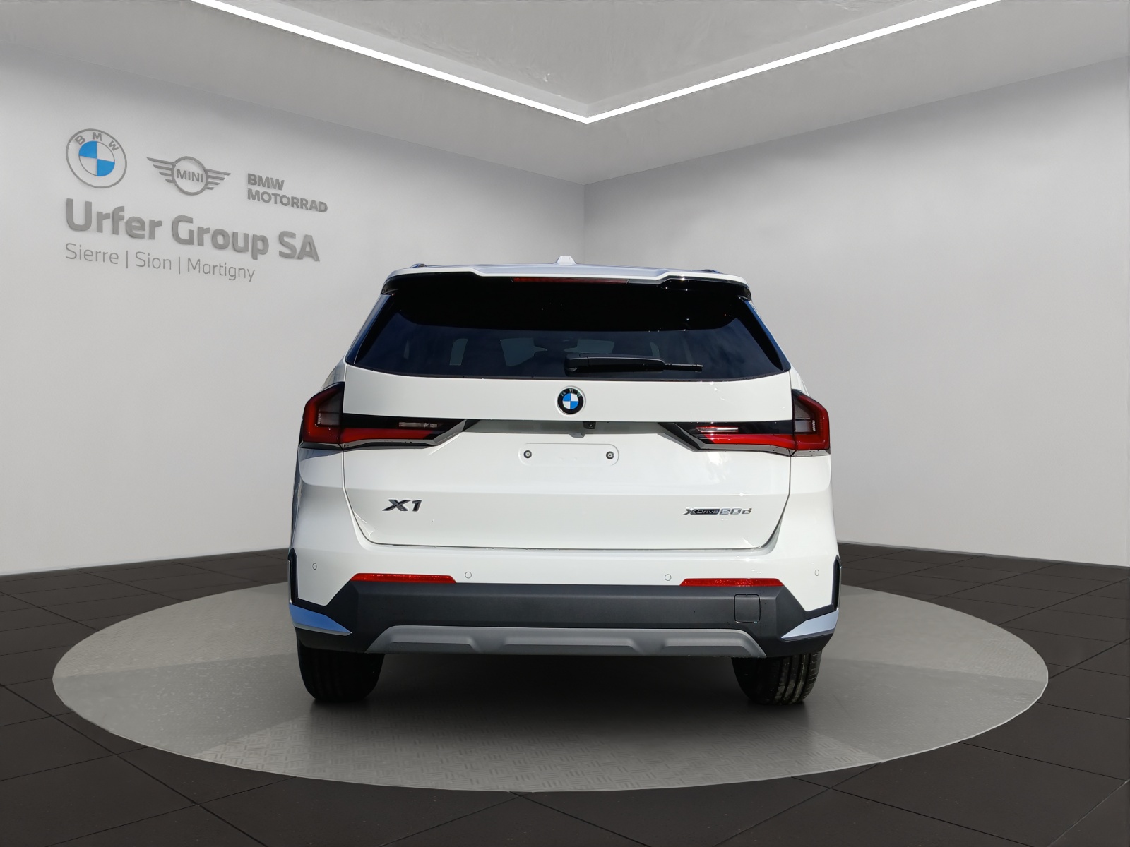 BMW X1 xDrive 20d 48V-image-3