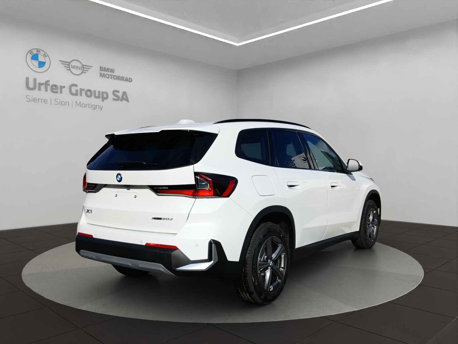BMW X1 xDrive 20d 48V-image-4