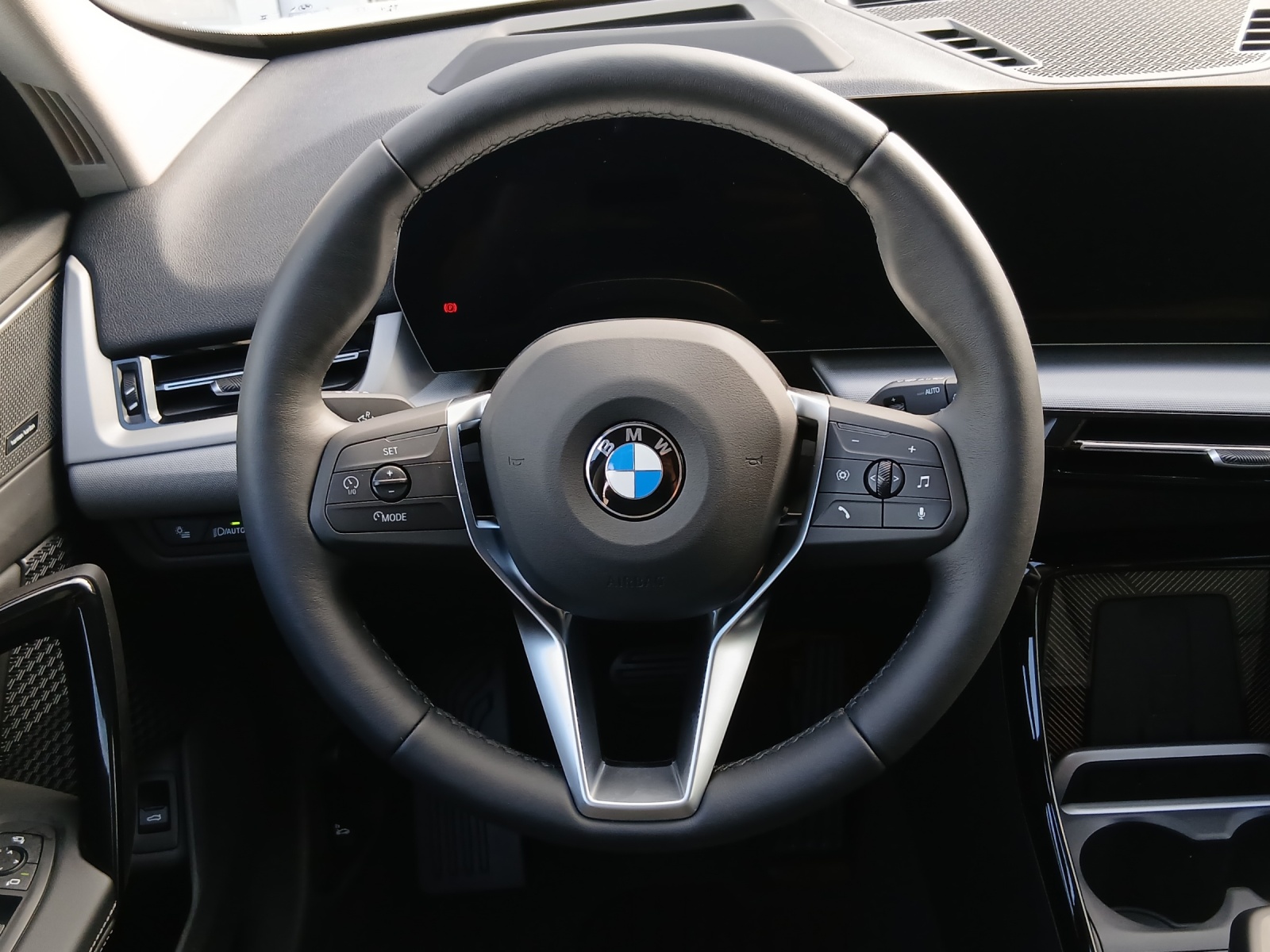 BMW X1 xDrive 20d 48V-image-10