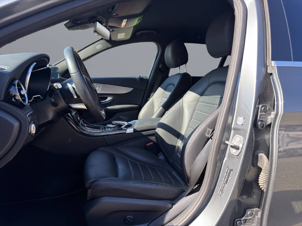 MERCEDES-BENZ C 220 d AMG Line 4matic Kombi-image-7