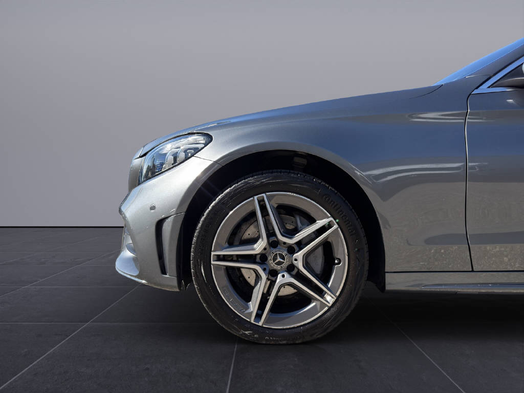 MERCEDES-BENZ C 220 d AMG Line 4matic Kombi-image-18