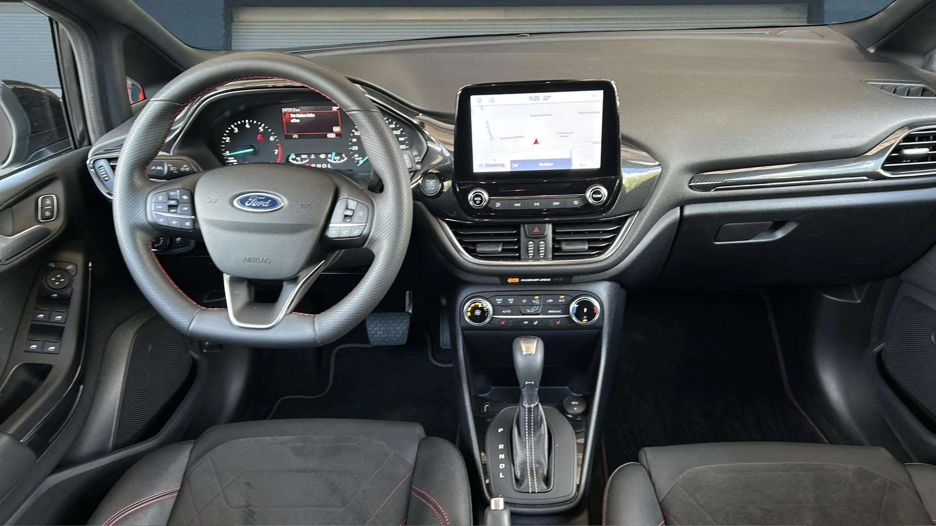 FORD Fiesta 1.0 SCTi MHEV ST Line X Automat 125PS-image-9