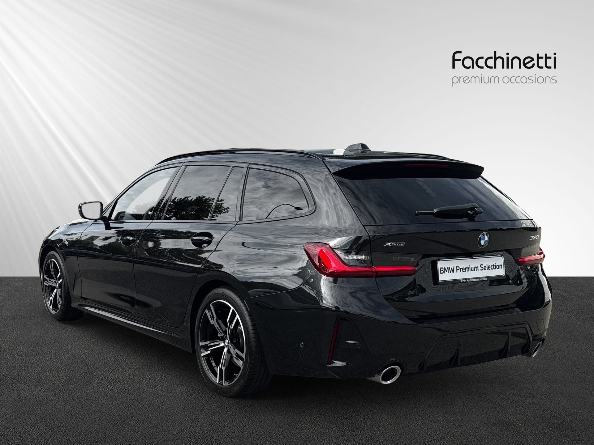 BMW 320d xDrive 48V Touring Steptronic M Sport-image-2