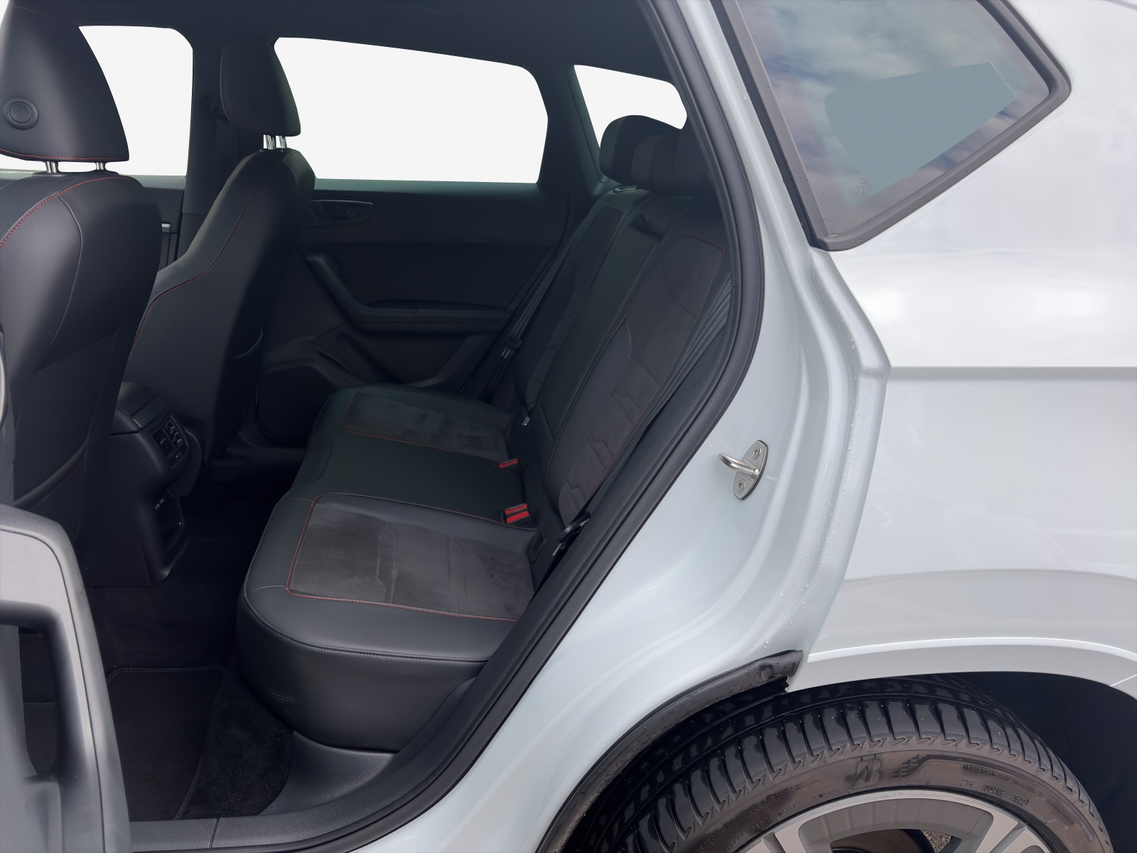 SEAT Ateca 2.0 TSI Hola FR 4Drive DSG-image-11