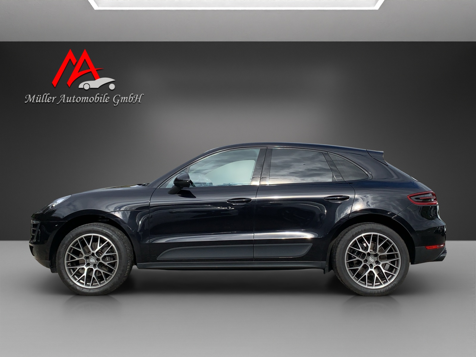 PORSCHE Macan PDK-image-3