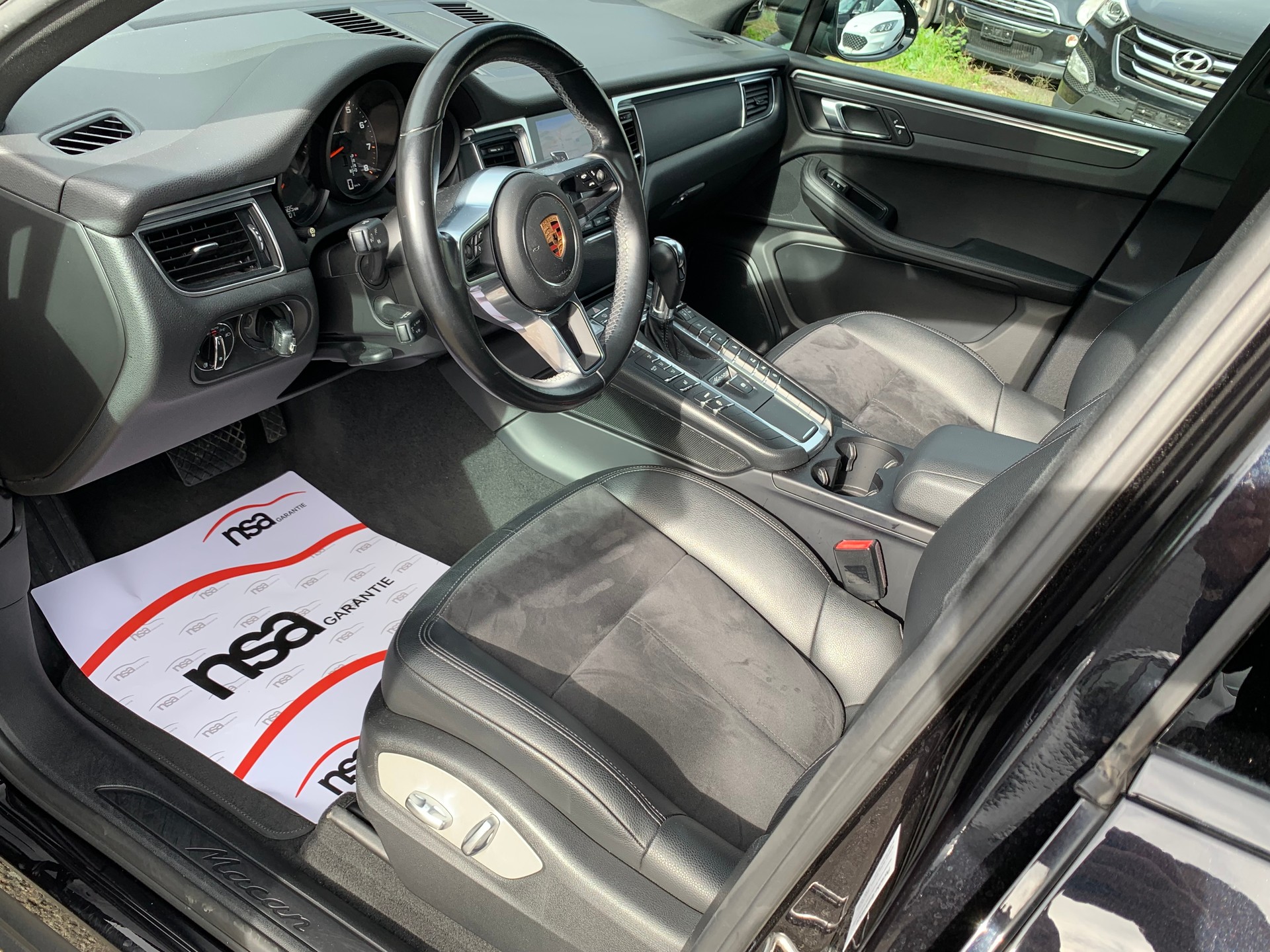 PORSCHE Macan PDK-image-21