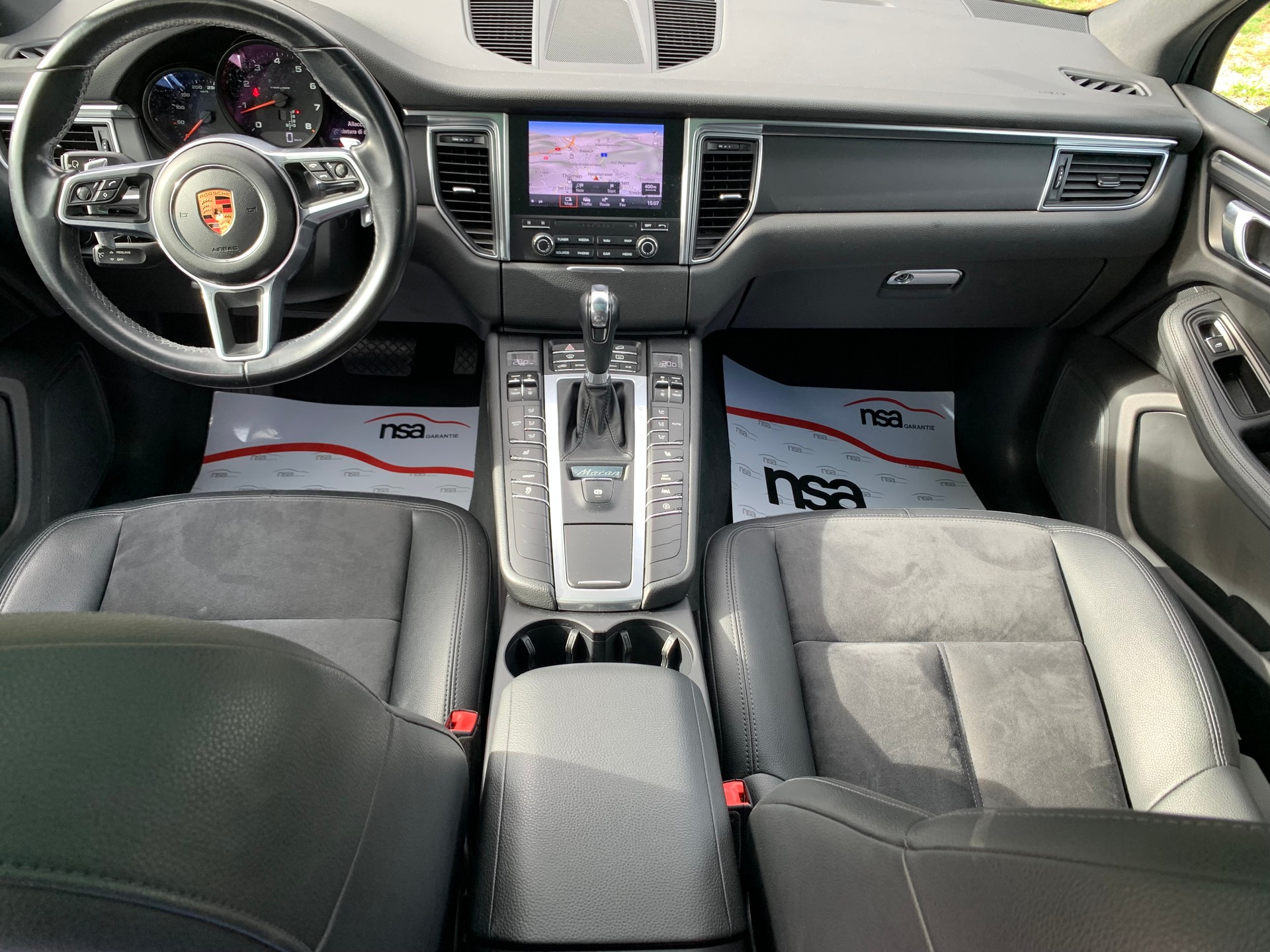 PORSCHE Macan PDK-image-23