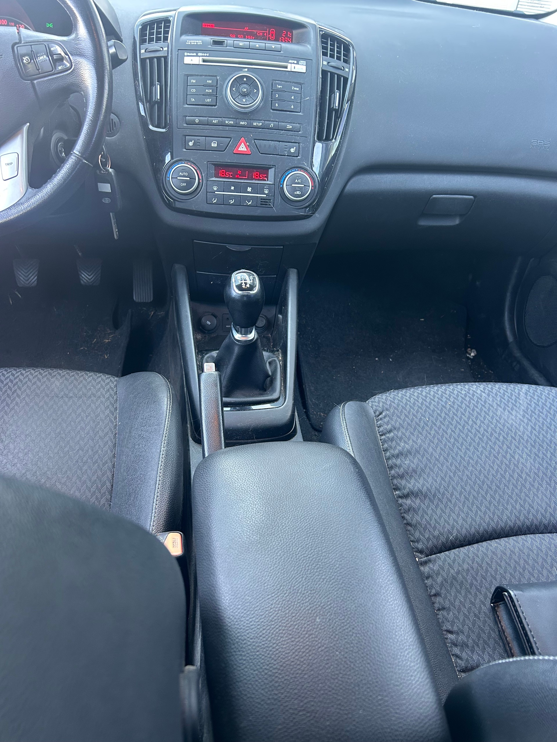 KIA Cee'd 1.6 16V Style-image-6