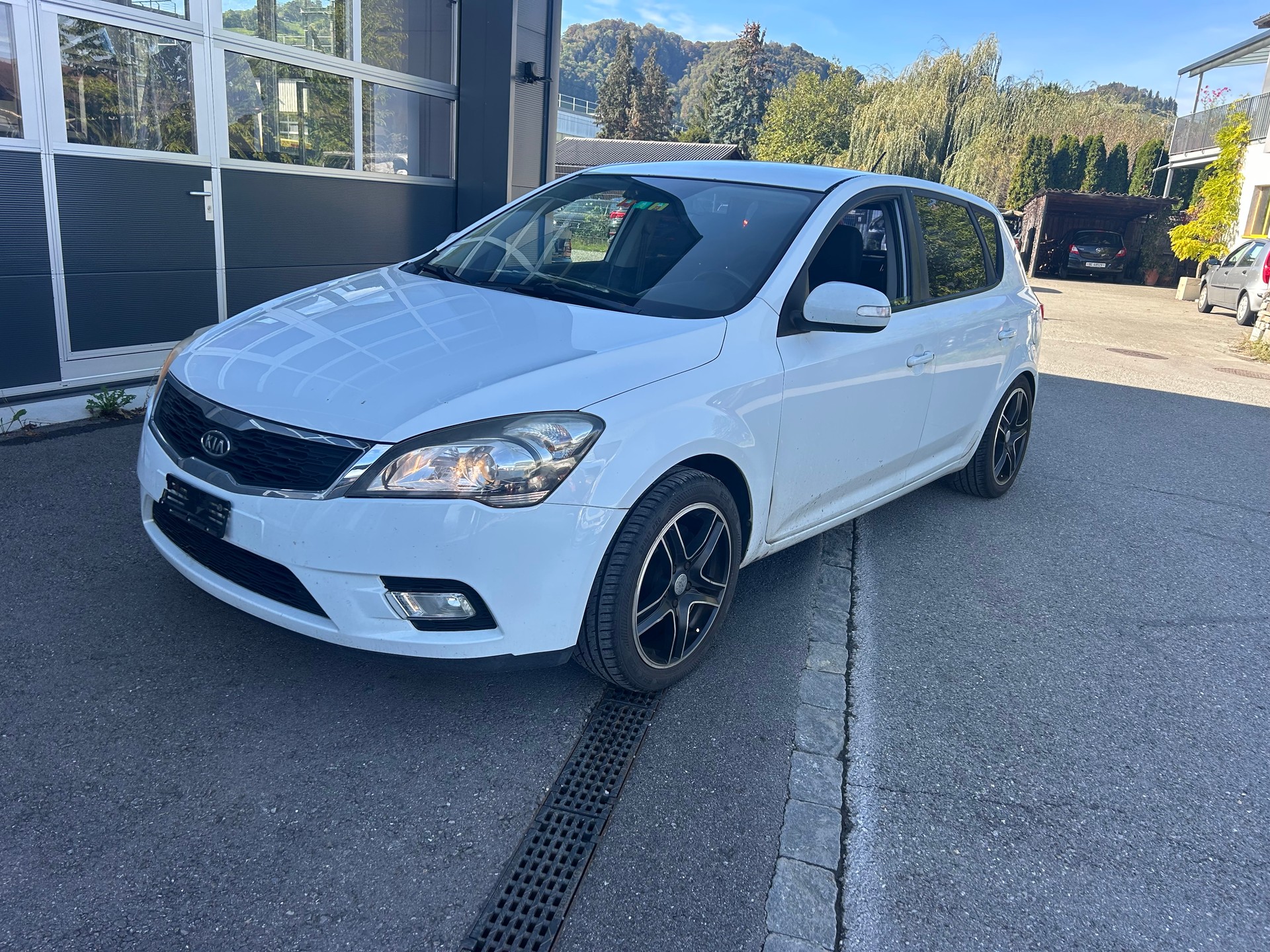 KIA Cee'd 1.6 16V Style-image-0