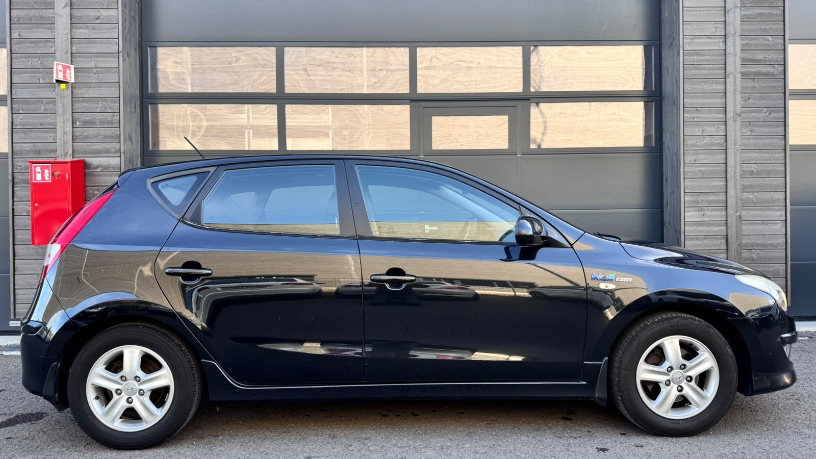 HYUNDAI i30 1.6 Style-image-1