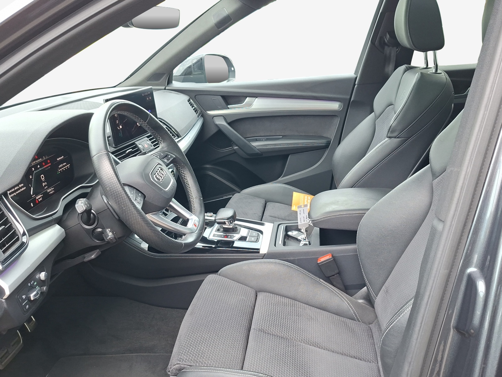 AUDI Q5 Sportback 40 TDI Blackedition quattro S-tronic-image-7