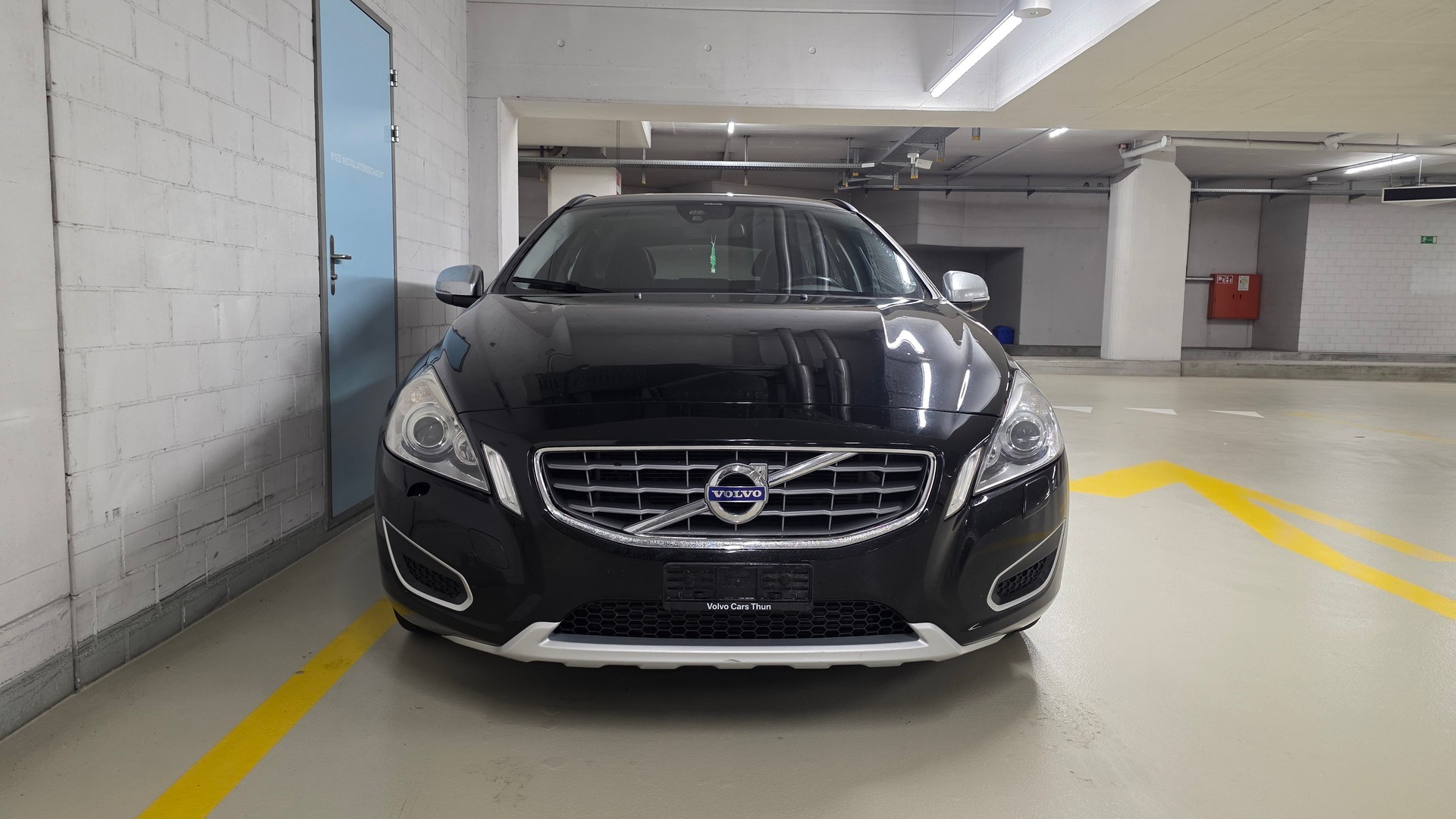 VOLVO V60 D4 AWD Husky Geartronic-image-7