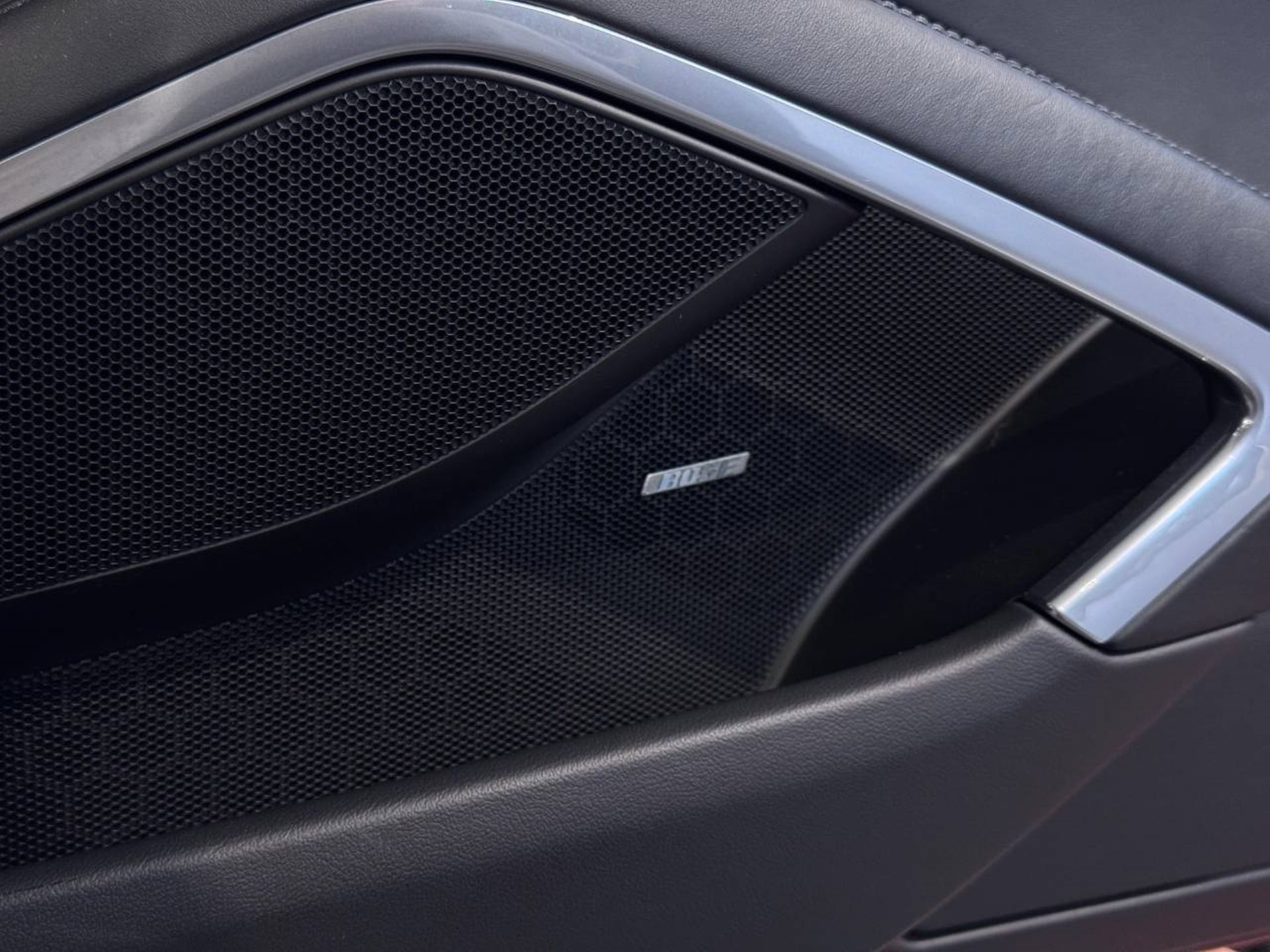 PORSCHE Cayman Black Edition-image-23
