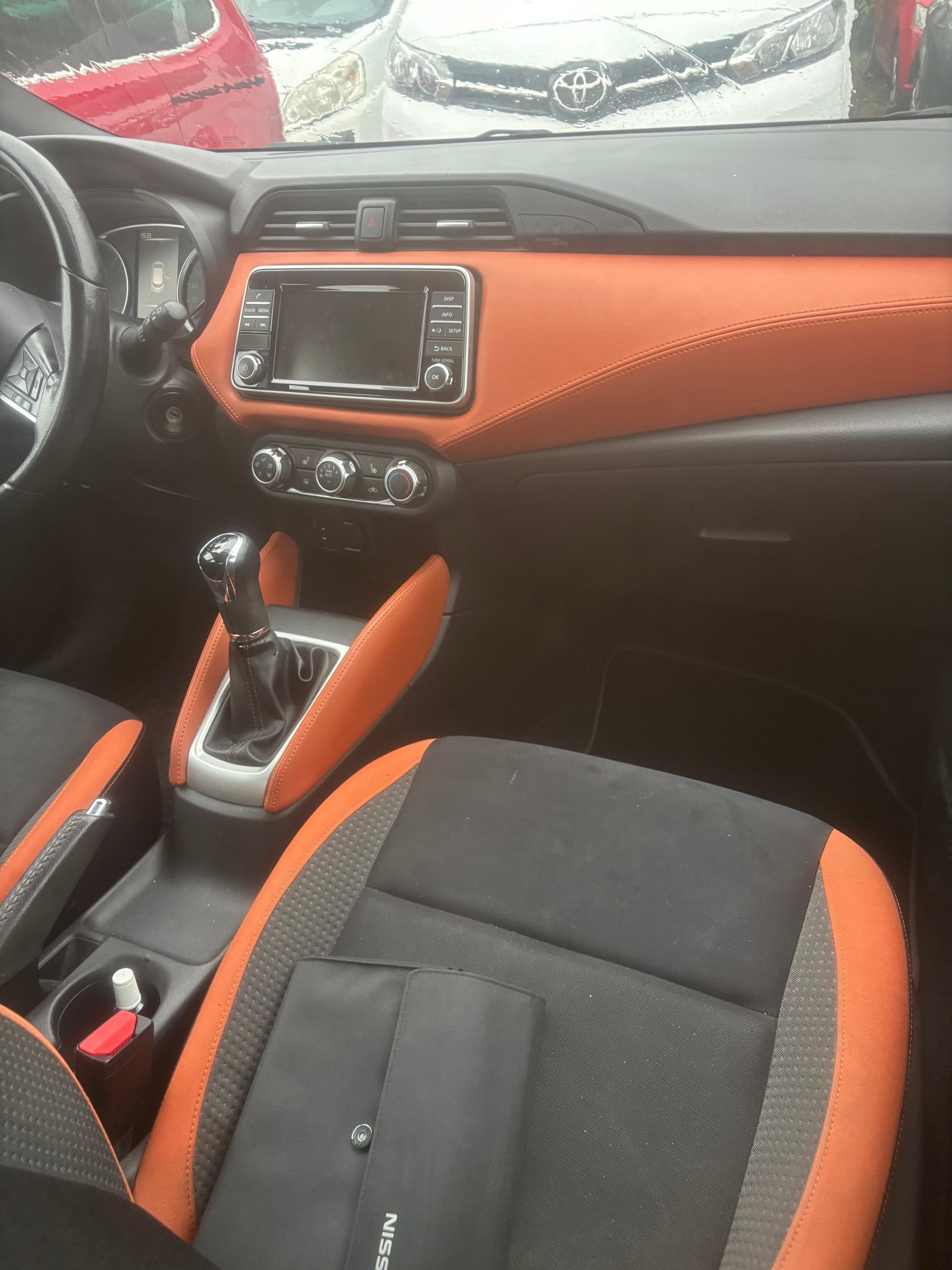 NISSAN Micra 1.5 dCi tekna-image-9