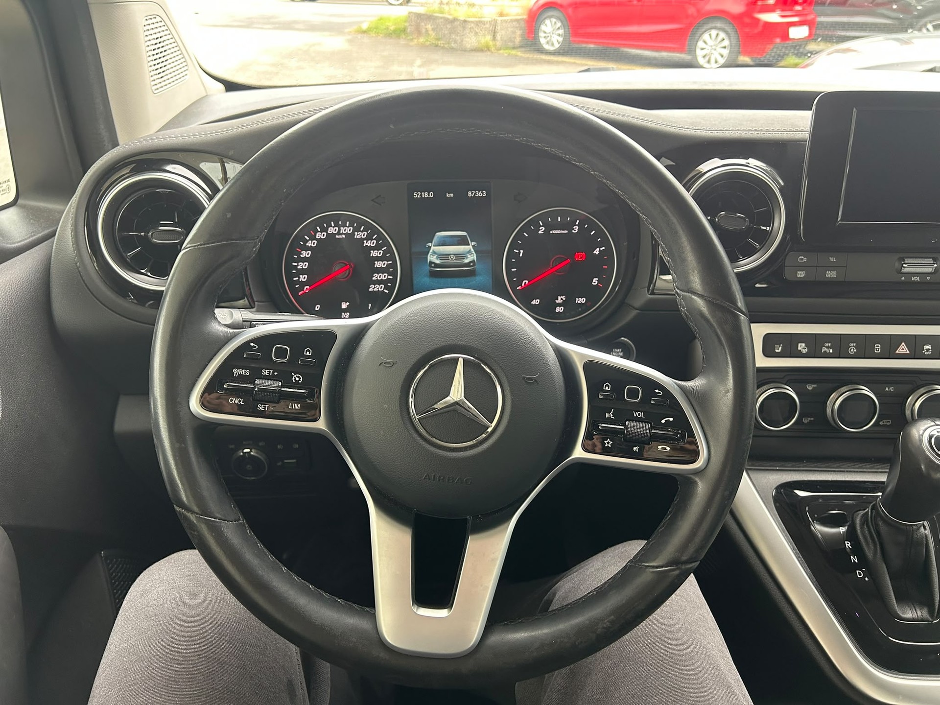 MERCEDES-BENZ T-Klasse 180D Style Automat-image-8