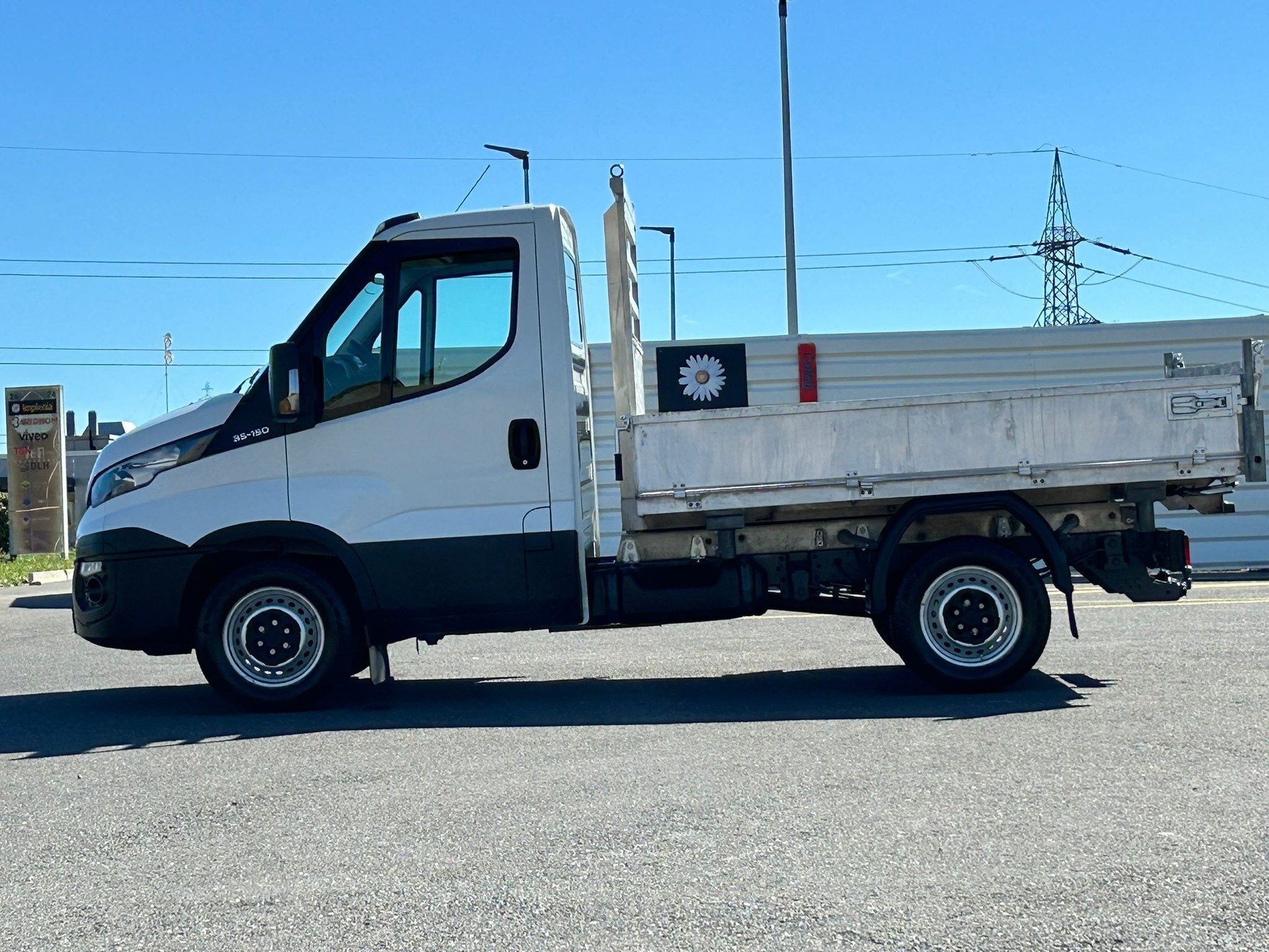 IVECO 35 S 15-image-32