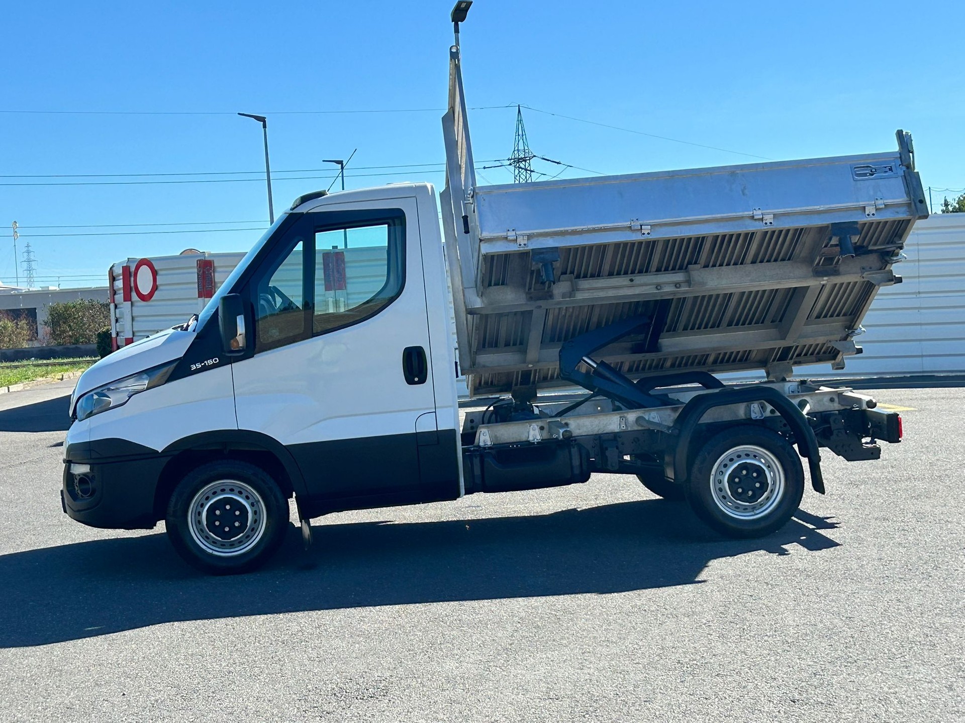 IVECO 35 S 15-image-29