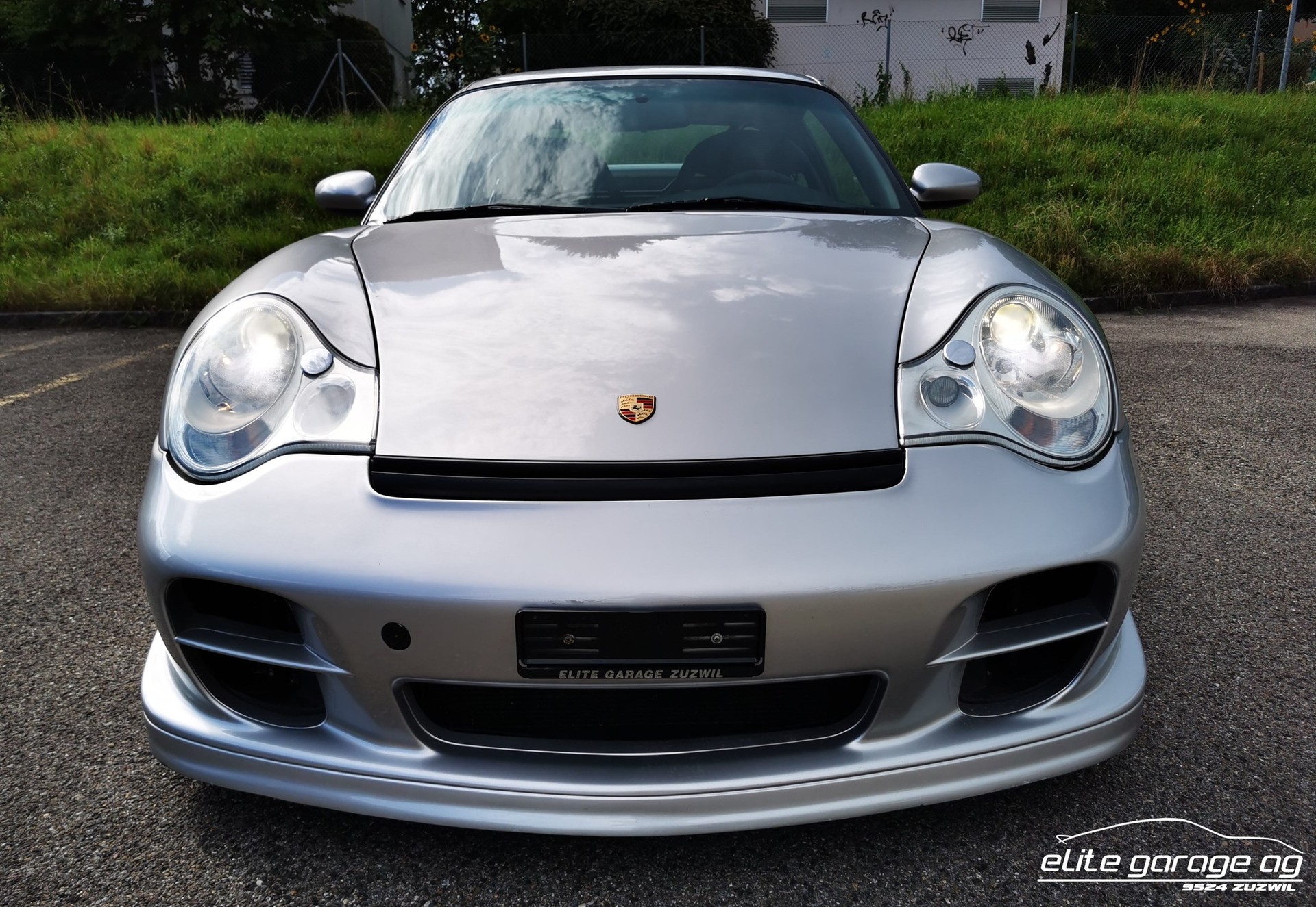 PORSCHE 911 GT2-image-2