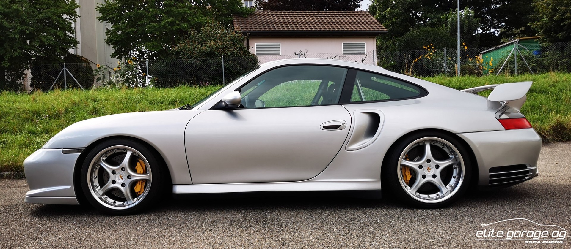 PORSCHE 911 GT2-image-4