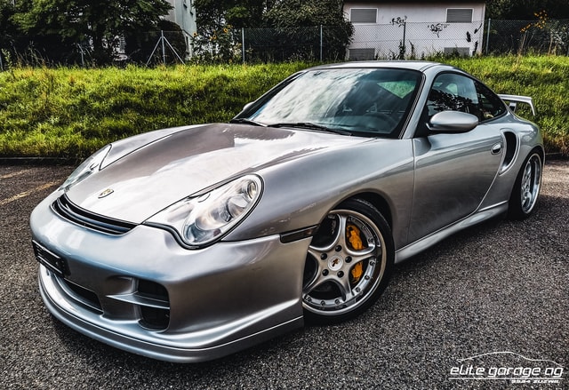 Porsche 911 GT2