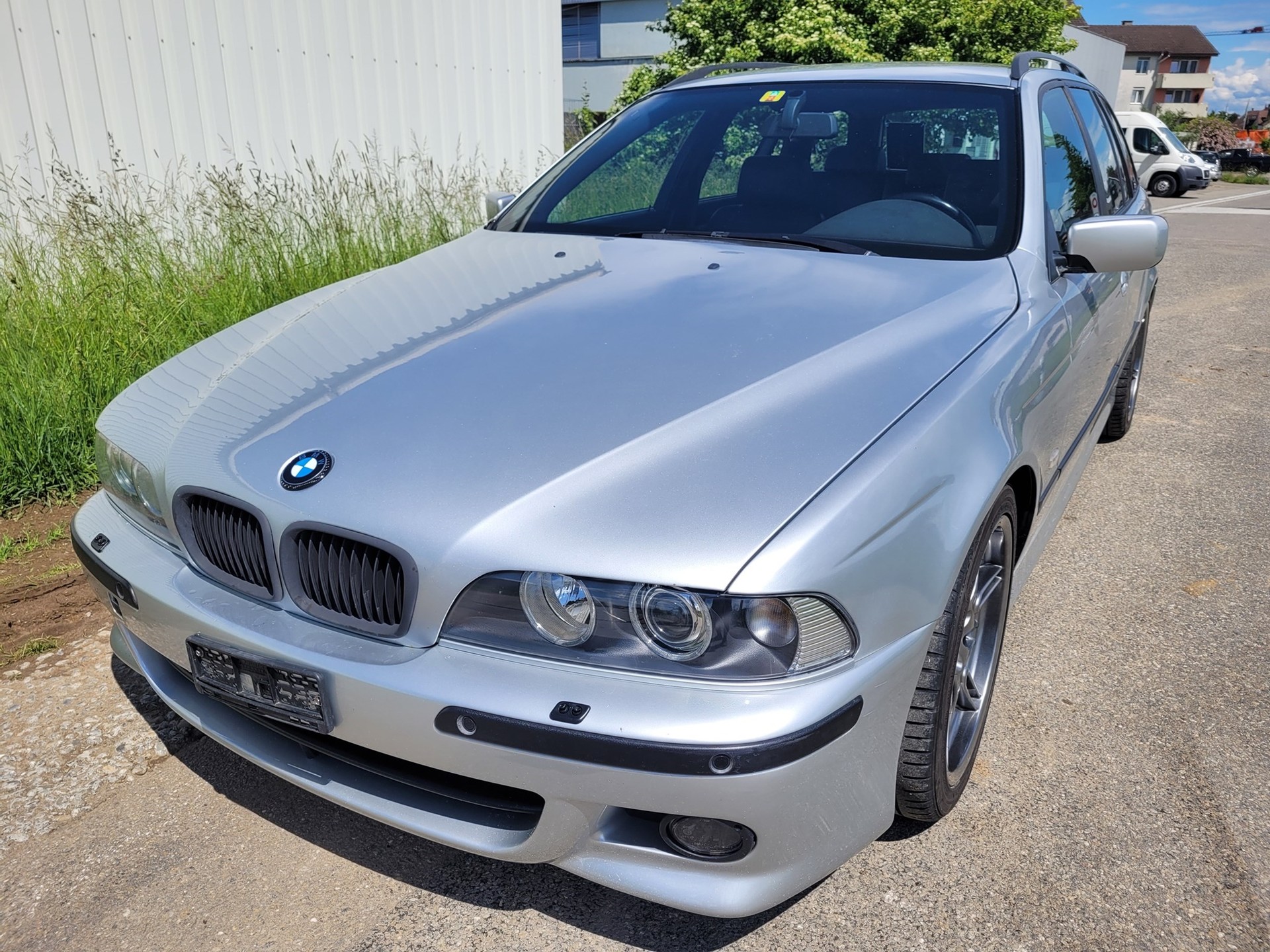 BMW 530d Touring-image-5